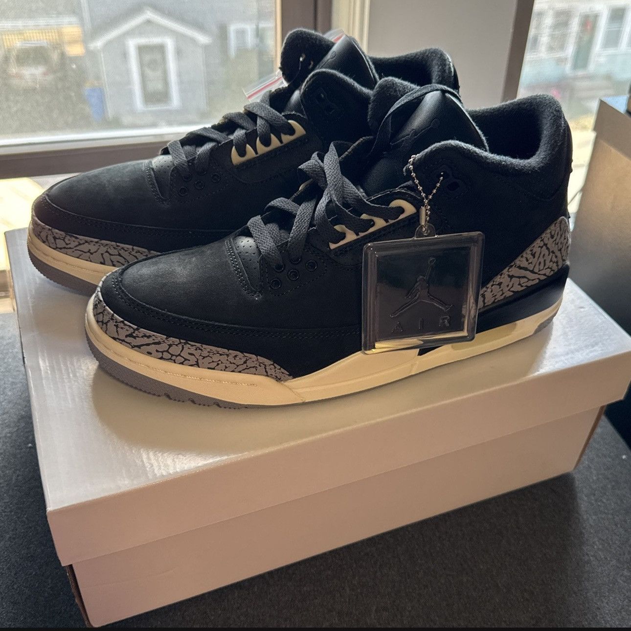 Jordan Brand × Nike Air Jordan 3 Off Nior Size Size US 8.5 / EU 41-42 - 1 Thumbnail
