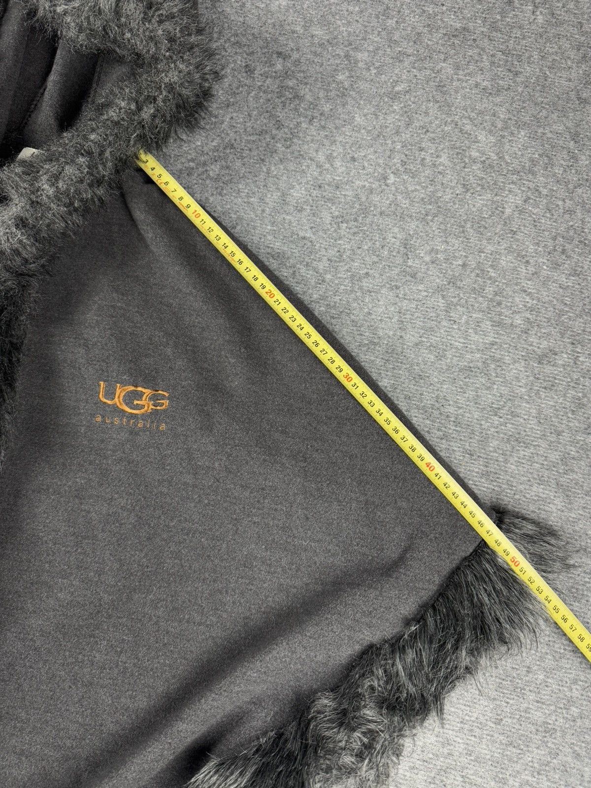 Ugg Vintage UGG Australia Wool Faux Fur Poncho Coat Size XL / US 12-14 / IT 48-50 - 11 Thumbnail