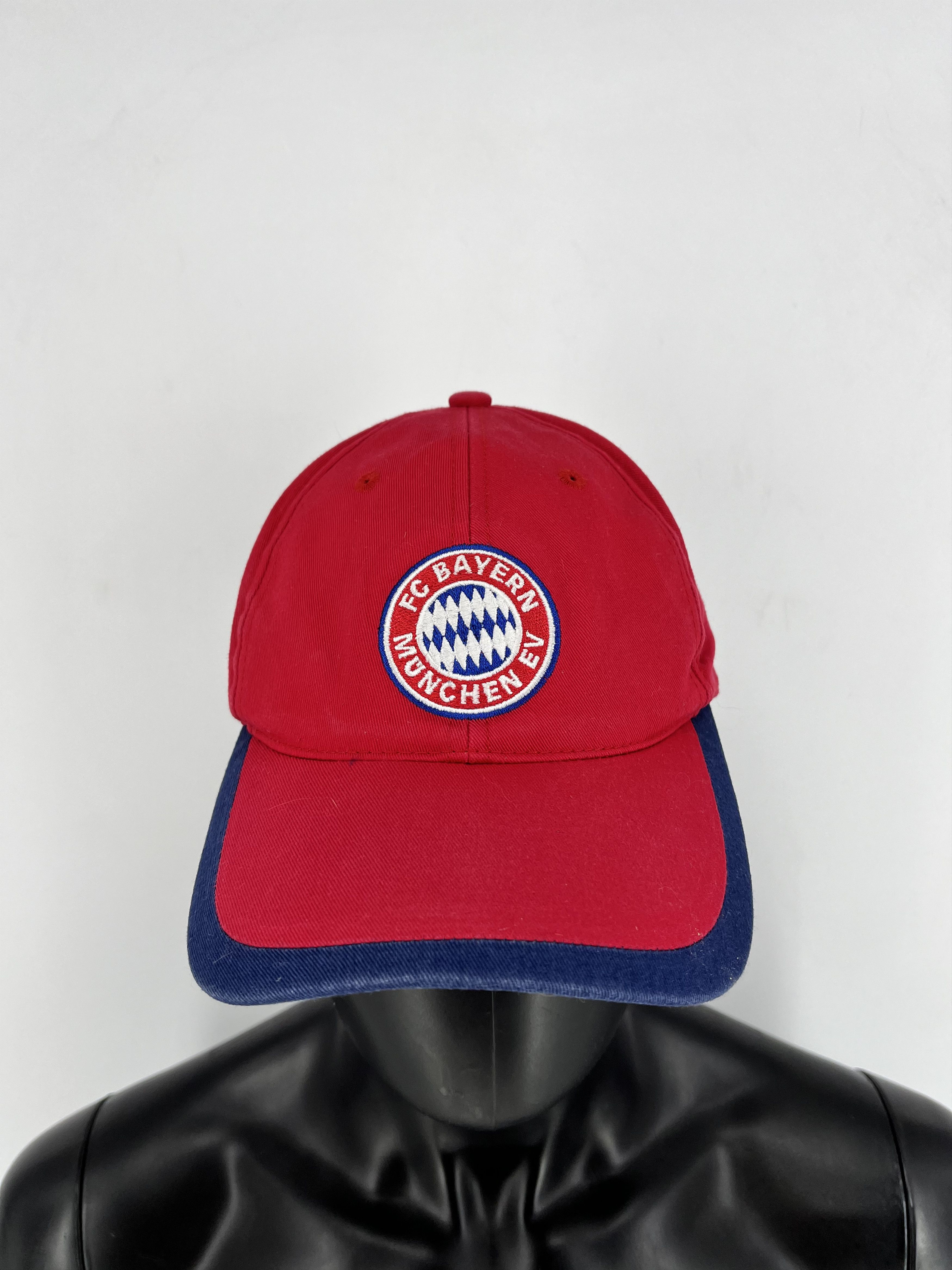 Adidas Vintage Adidas Bayern Munich Football Soccer Cap Hat Rare Size ONE SIZE - 1 Thumbnail