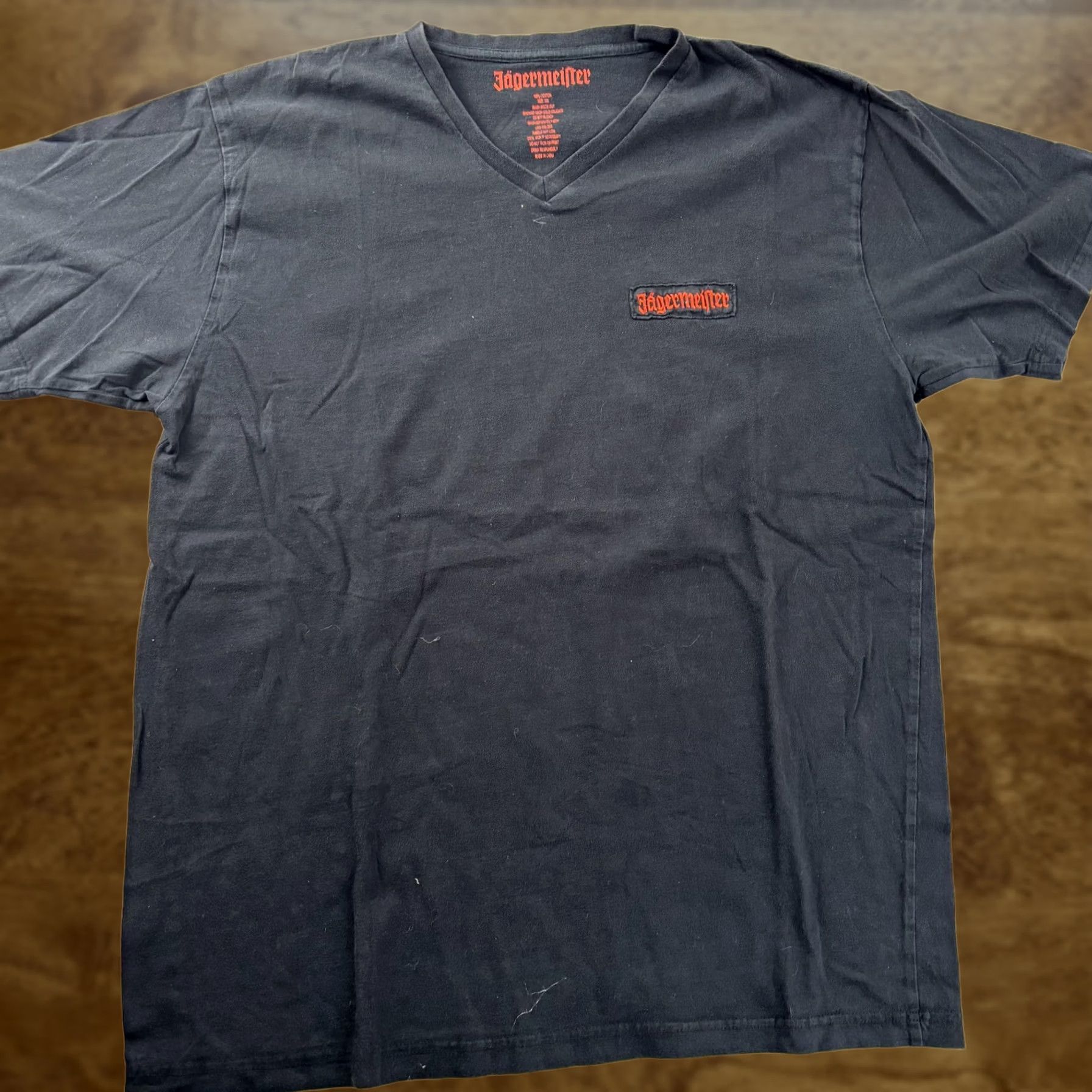 Logo 7 Jägermeister Shirt Mens 2XL Black V-Neck Logo Patch Tee T-Shirt Size US XXL / EU 58 / 5 - 1 Thumbnail