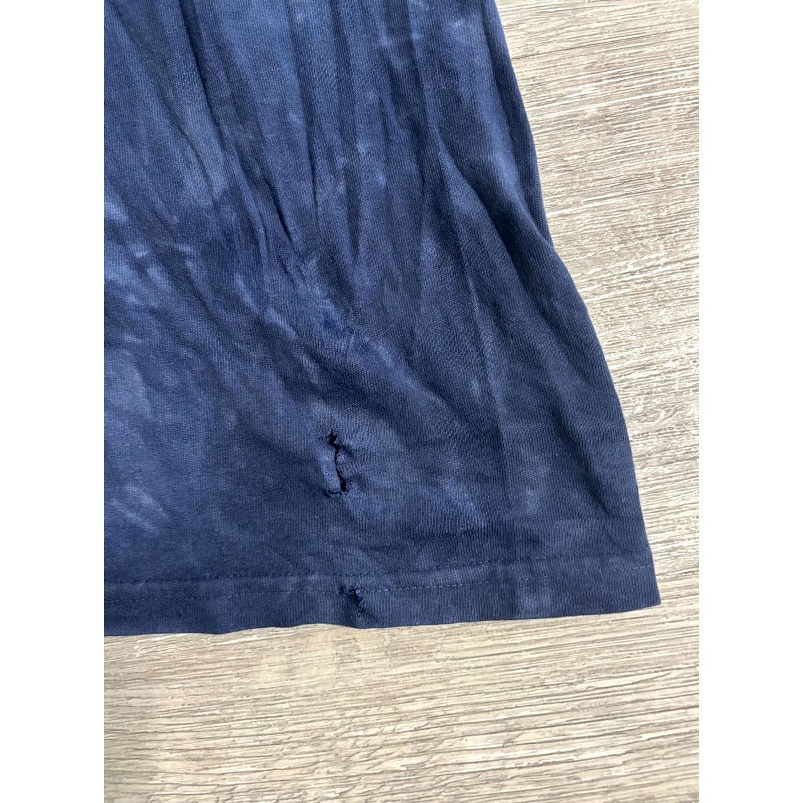 The Mountain The Mountain Shirt Mens XL Blue USA Flag Wolves Graphic Tee T-Shirt Patriotic Size US XL / EU 56 / 4 - 4 Thumbnail