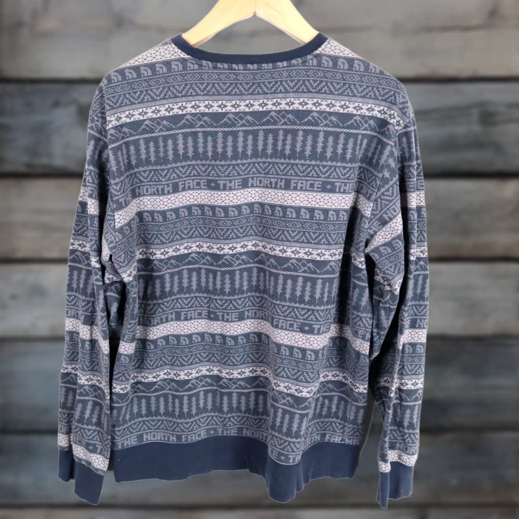 The North Face VINTAGE? No — The North Face Sweatshirt Men L Blue Fair Isle Pattern Embroidered Geometric Size US L / EU 52-54 / 3 - 1 Thumbnail