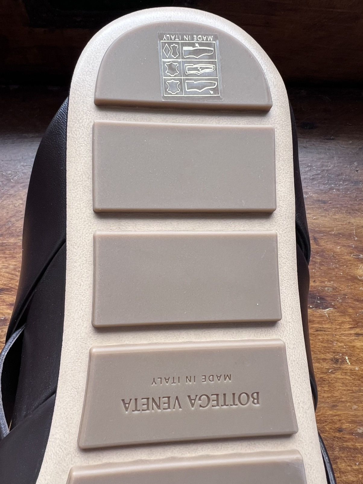 Bottega Veneta NIB intrecciato leather sandals, EU43, Italy Size US 10 / EU 43 - 8 Thumbnail