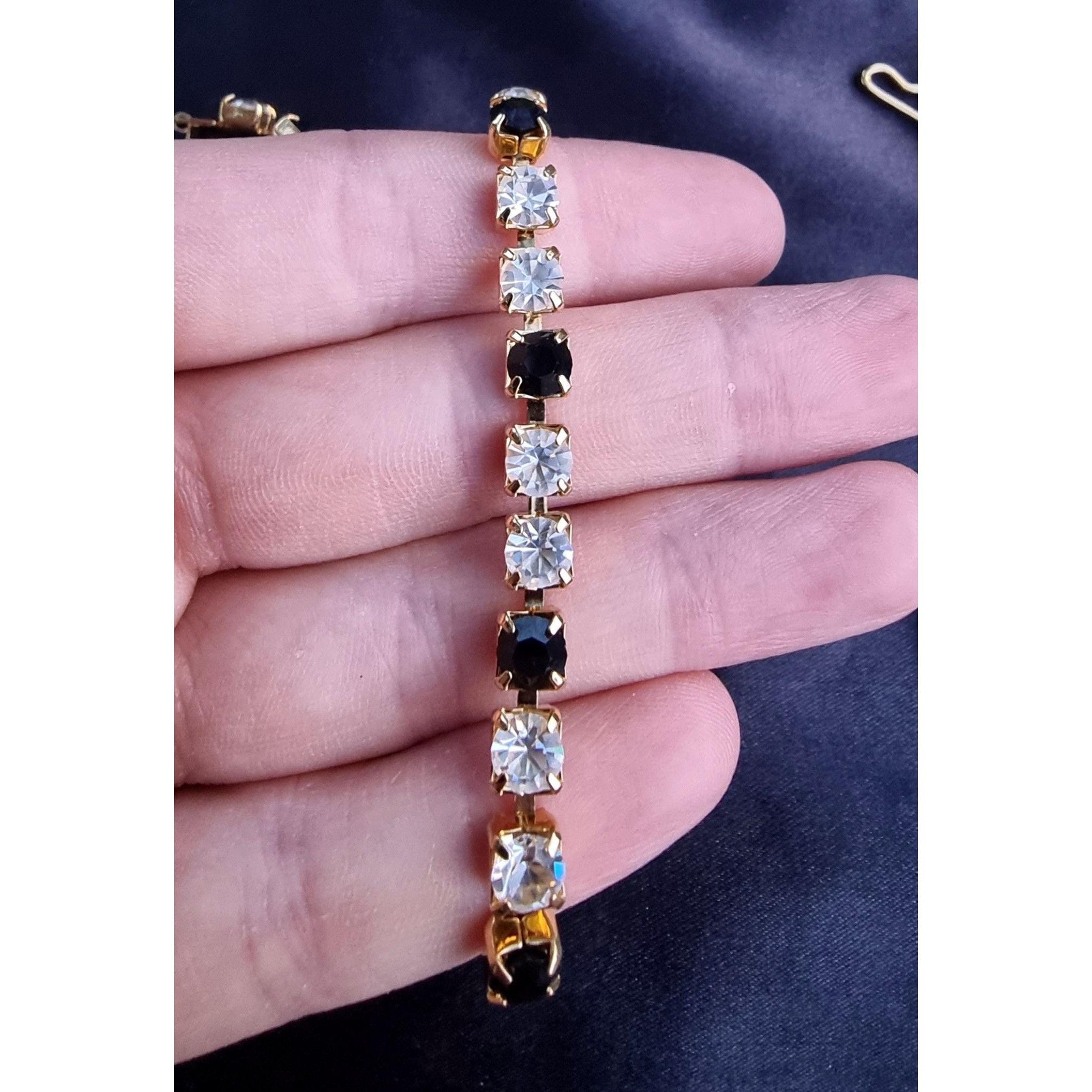 Other Vintage TRIFARI Signed 1990s Rhinestone Black and Clear Gold Size ONE SIZE - 4 Thumbnail