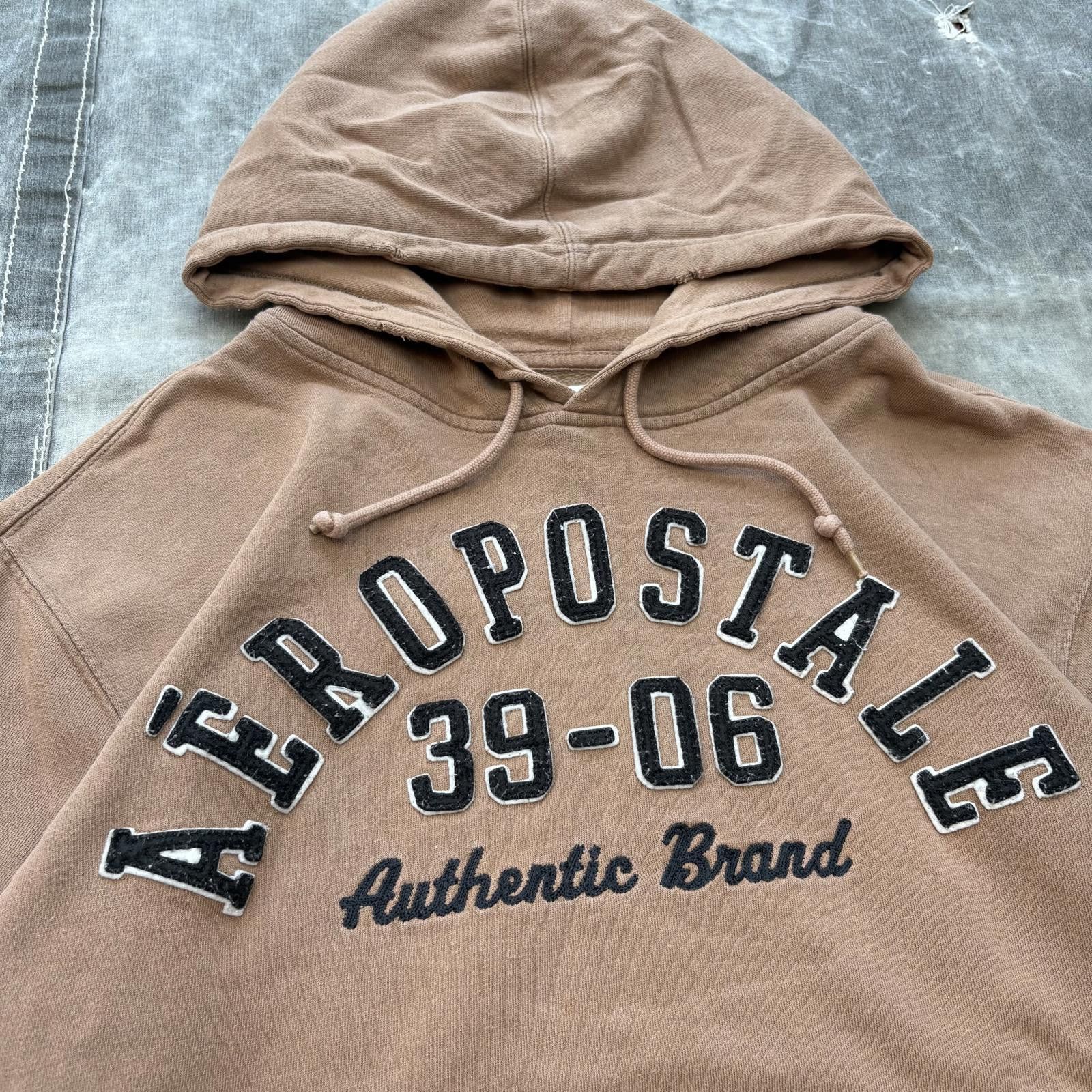 Aeropostale Vintage Y2K Aeropostale Grunge Skater Embroidered Hoodie Size US L / EU 52-54 / 3 - 2 Thumbnail