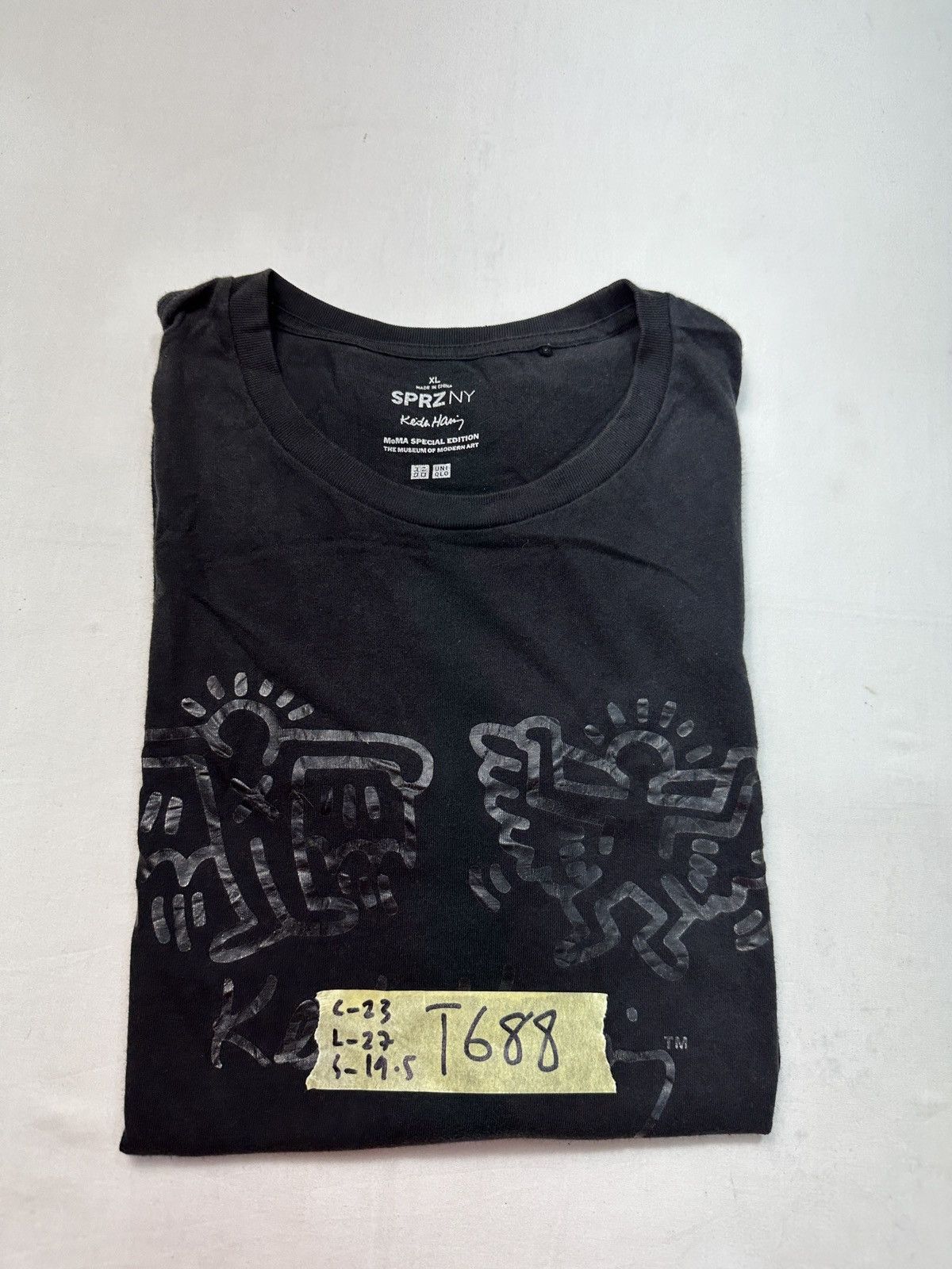 Other Uniqlo X Keith Haring MoMA special edition tee Size US XL / EU 56 / 4 - 10 Thumbnail