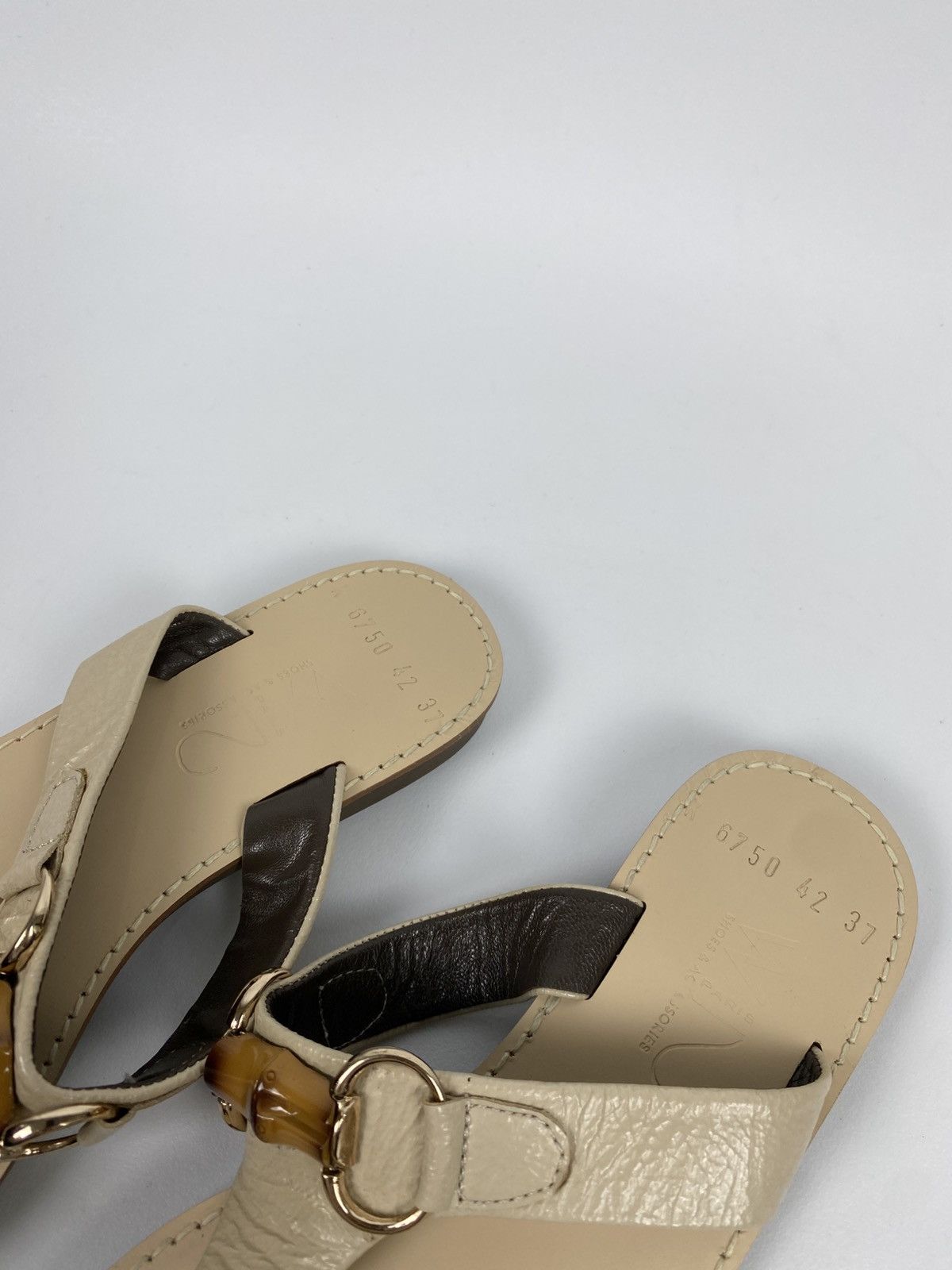 Other Waggon Paris Genuine Leather Flip Flops Slides size 37 Size US 7 / IT 37 - 7 Thumbnail