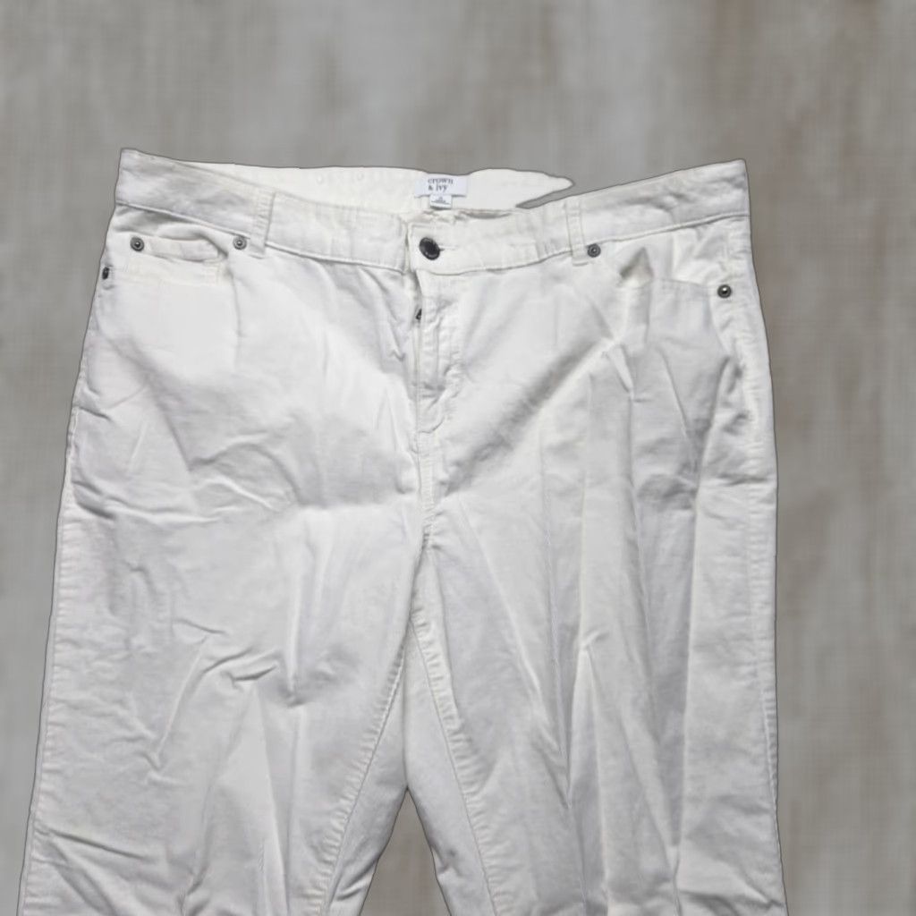 Vintage Crown & Ivy White Ankle Jeans Stretch Casual Pants Adult Women's Size 16 Pants White Stretch Casual 16 Womens Size 38" / US 16 / IT 52 - 1 Thumbnail