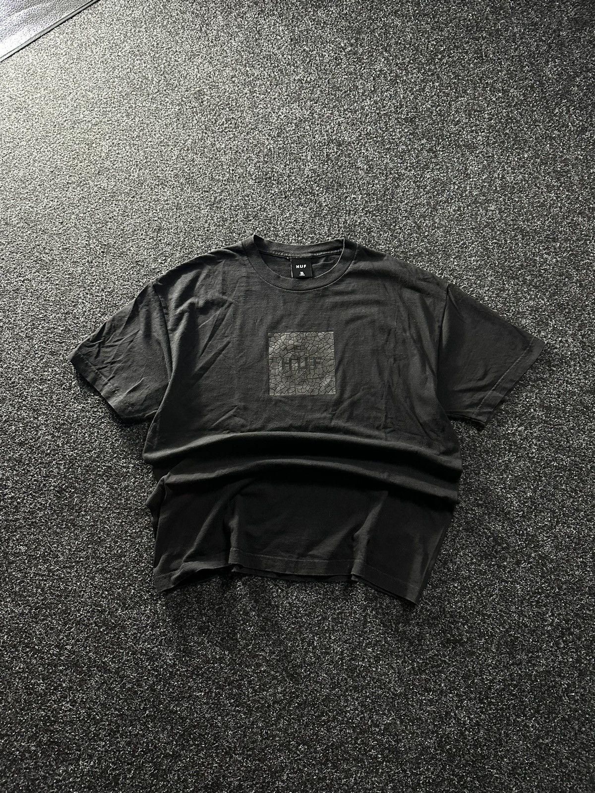 Huf × Vintage ❗️HUF vintage 90s BIG LOGO t shirt sk8 rap black Size US XL / EU 56 / 4 - 1 Thumbnail