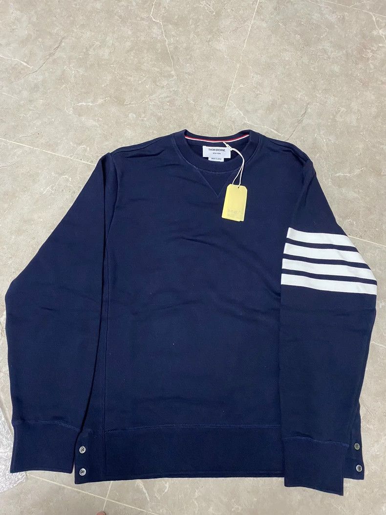 Thom Browne Thom Browne size5 Classic four stripe round neck hoodie Size US XXL / EU 58 / 5 - 2 Thumbnail