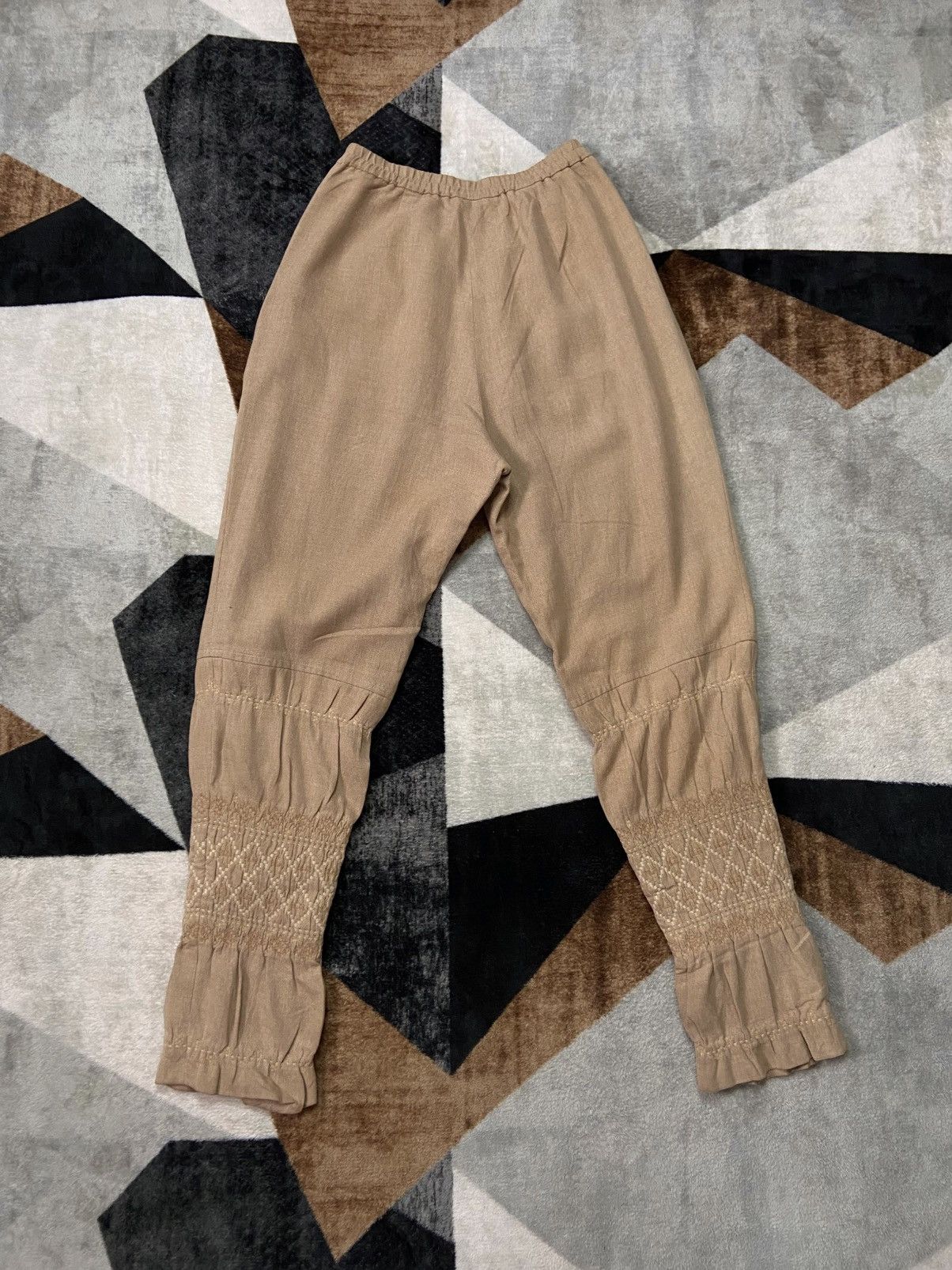 Hai Sporting Gear Issey Miyake HAI Sporting Gear Smocked Utility Pants 1980s Size 24" / US 00 / IT 34 - 6 Thumbnail
