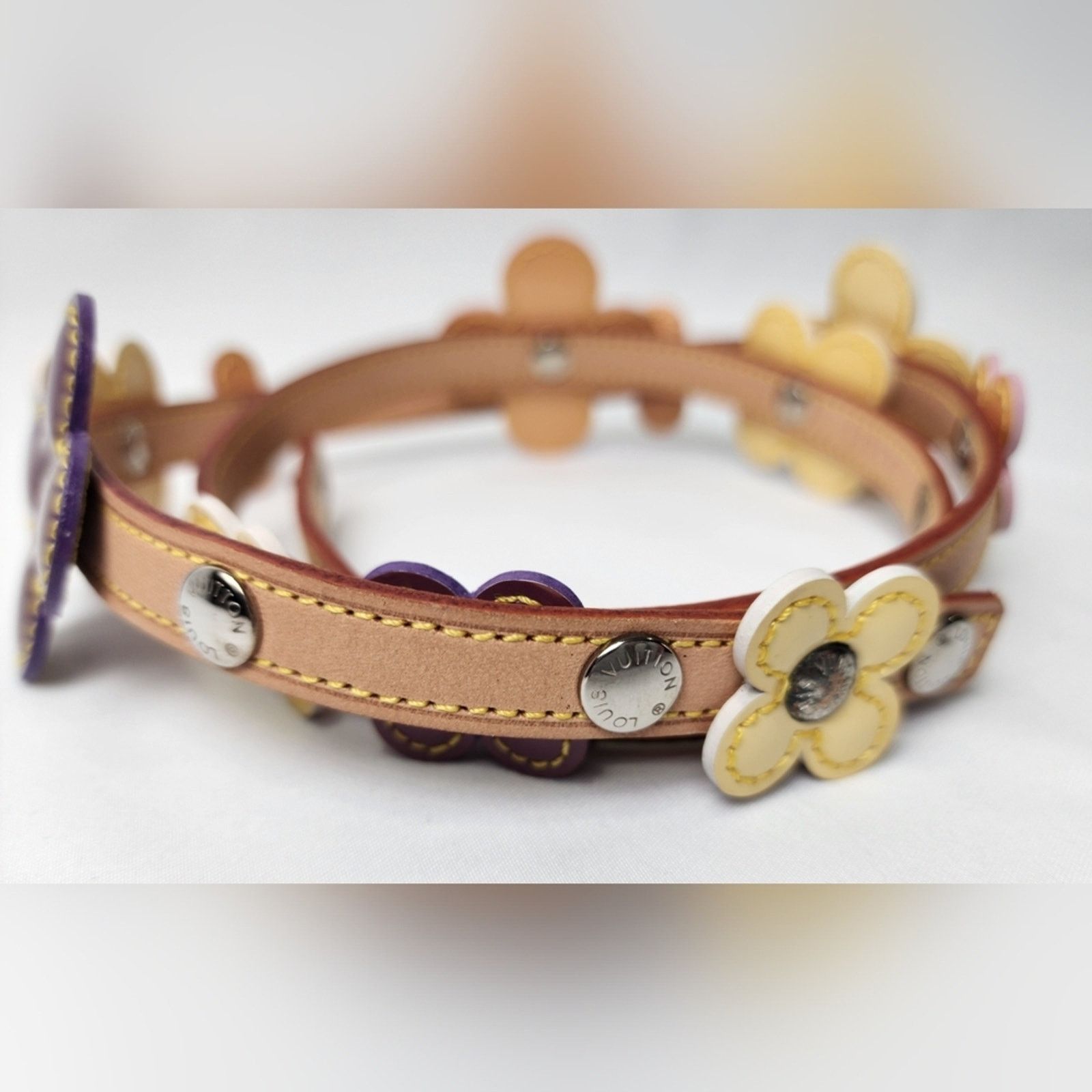 Louis Vuitton Authentic Louis Vuitton Vernis Fleur Double Wrap Bracelet Size ONE SIZE - 10 Thumbnail