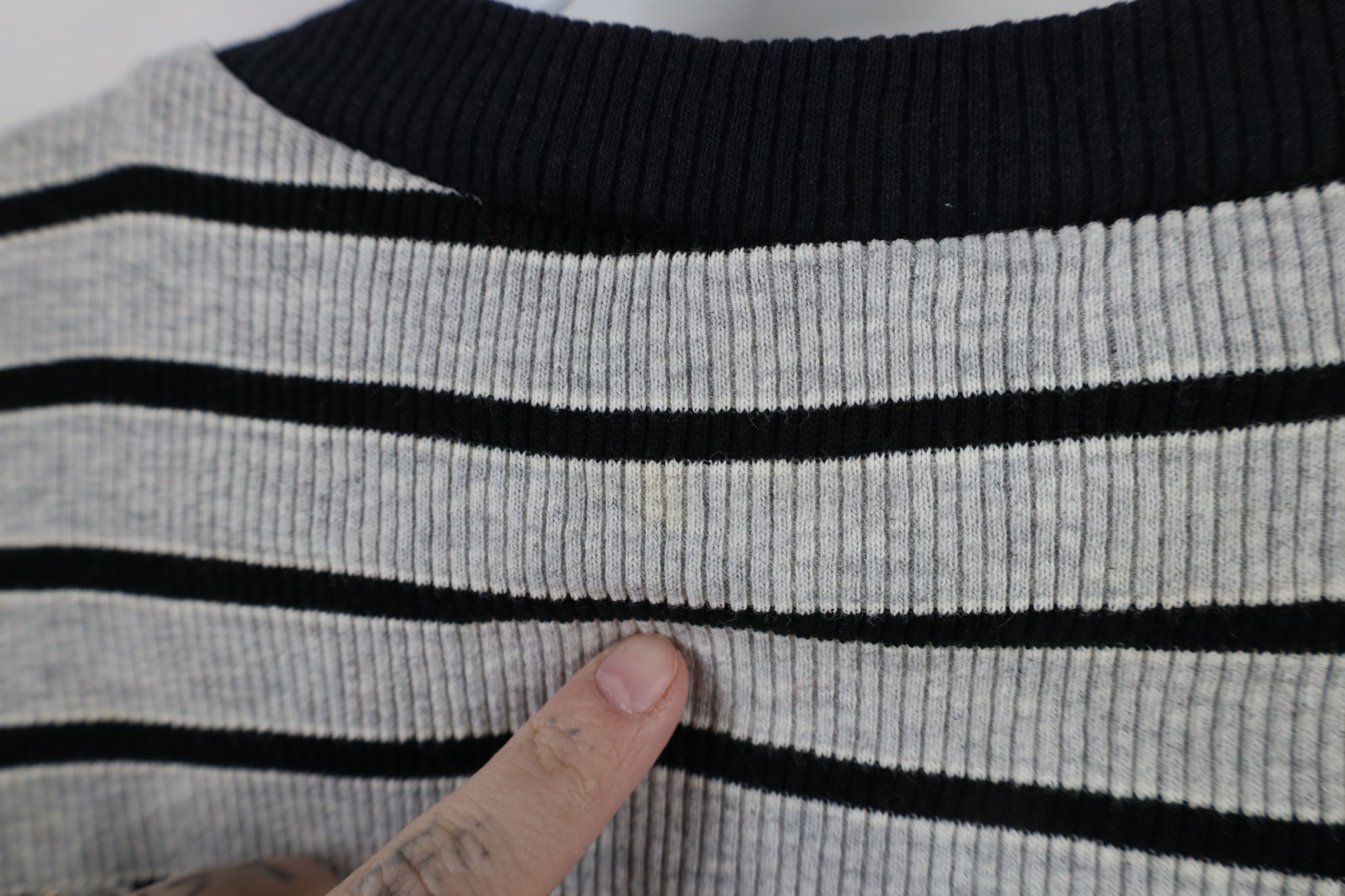 Vintage Vintage 90s Streetwear Ribbed Thermal Knit T-Shirt USA Size L / US 10 / IT 46 - 9 Thumbnail