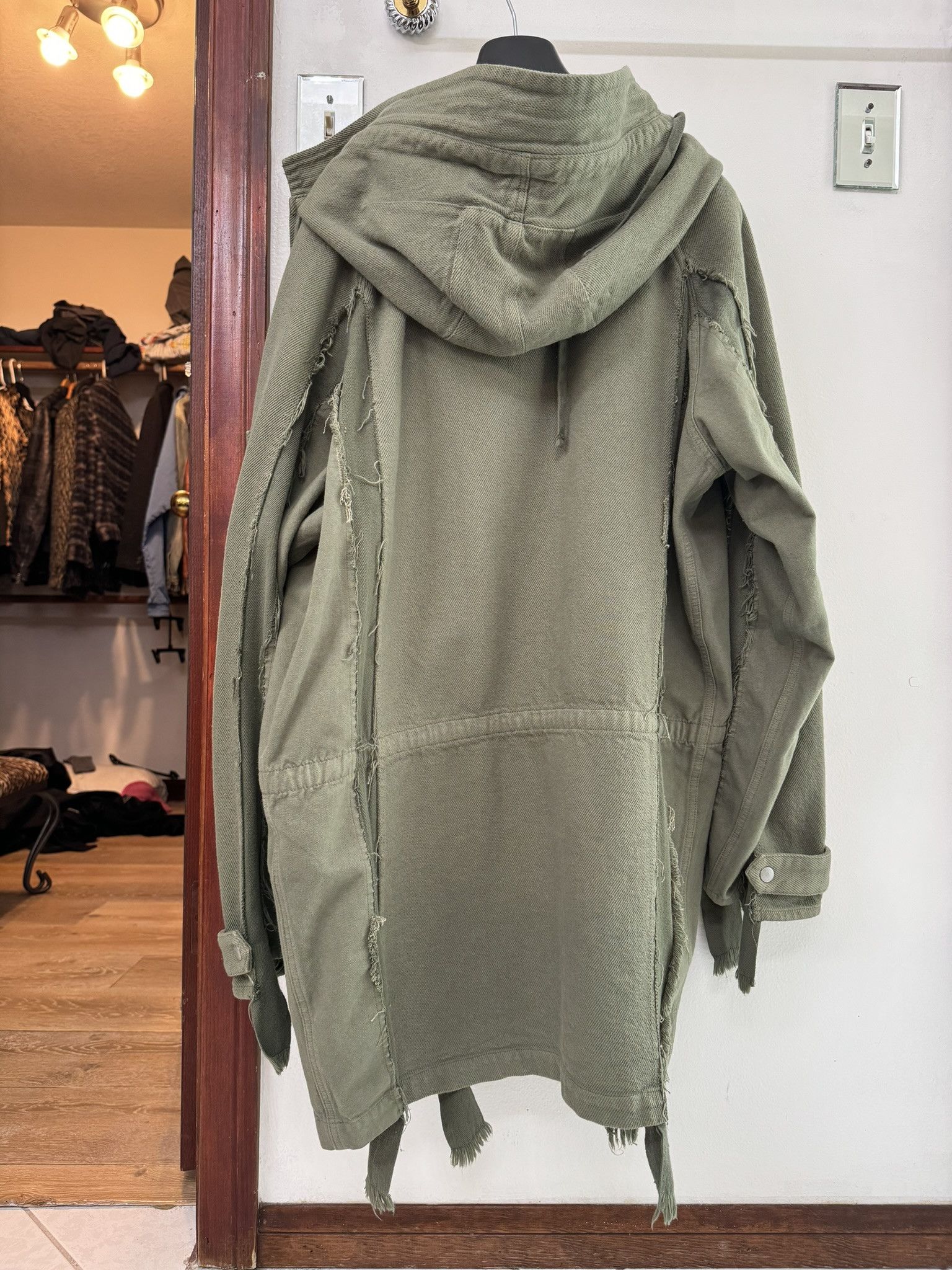 John Elliott JOHN ELLIOTT Heavy Olive Green Parka *SAMPLE* (UNRELEASED) Size US M / EU 48-50 / 2 - 10 Thumbnail