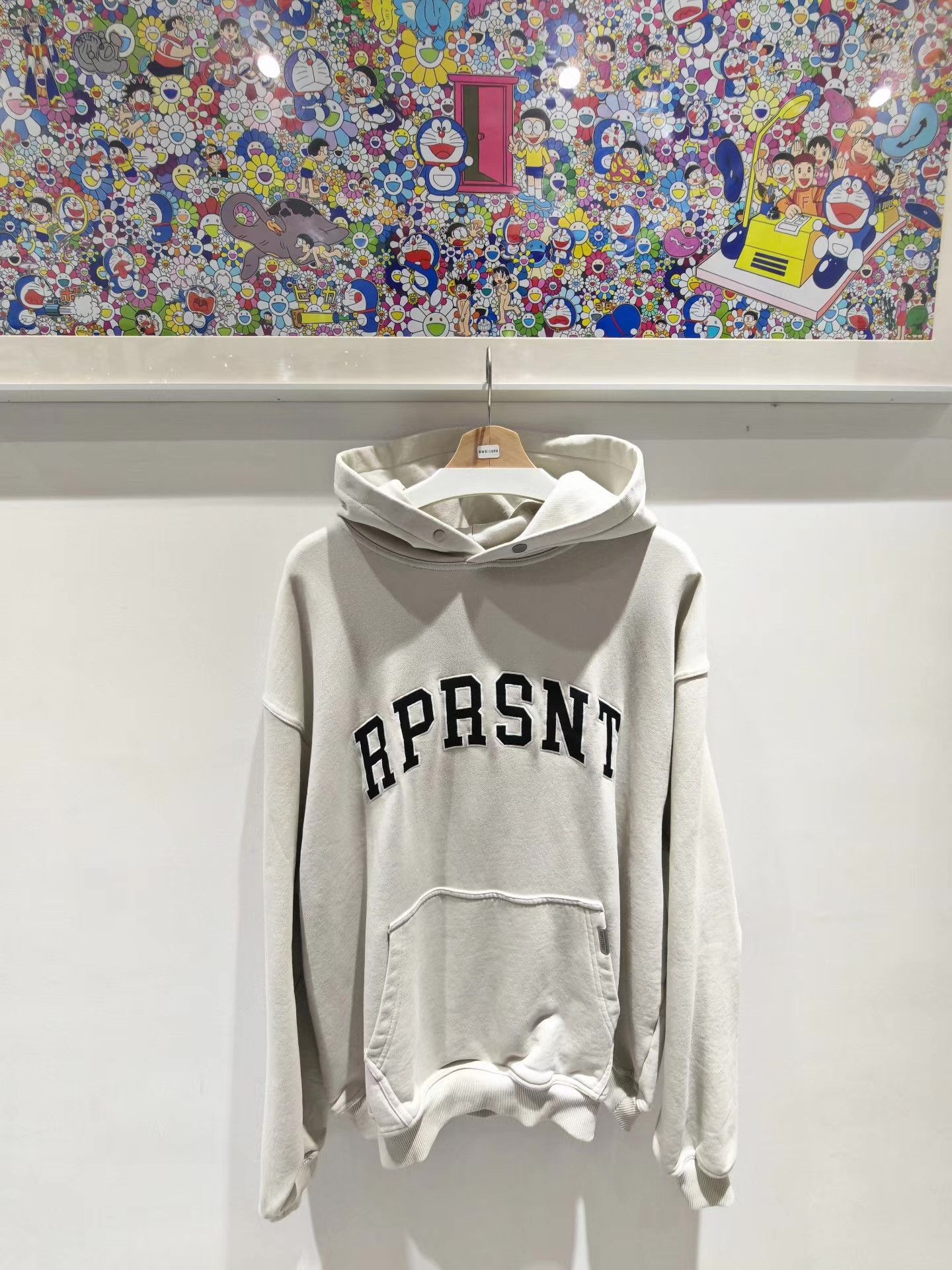 Represent Clo. Represent Logo Letter Embroidered Hoodie Sweatshirt Q15 Size US XL / EU 56 / 4 - 1 Thumbnail