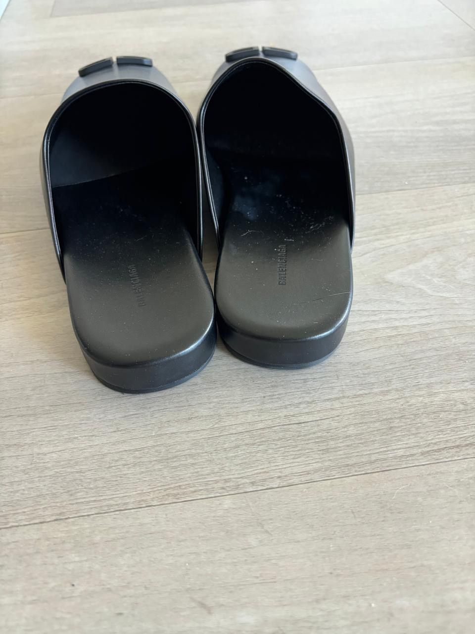 Balenciaga Leather BB Mules in black Size US 7 / EU 40 - 6 Thumbnail