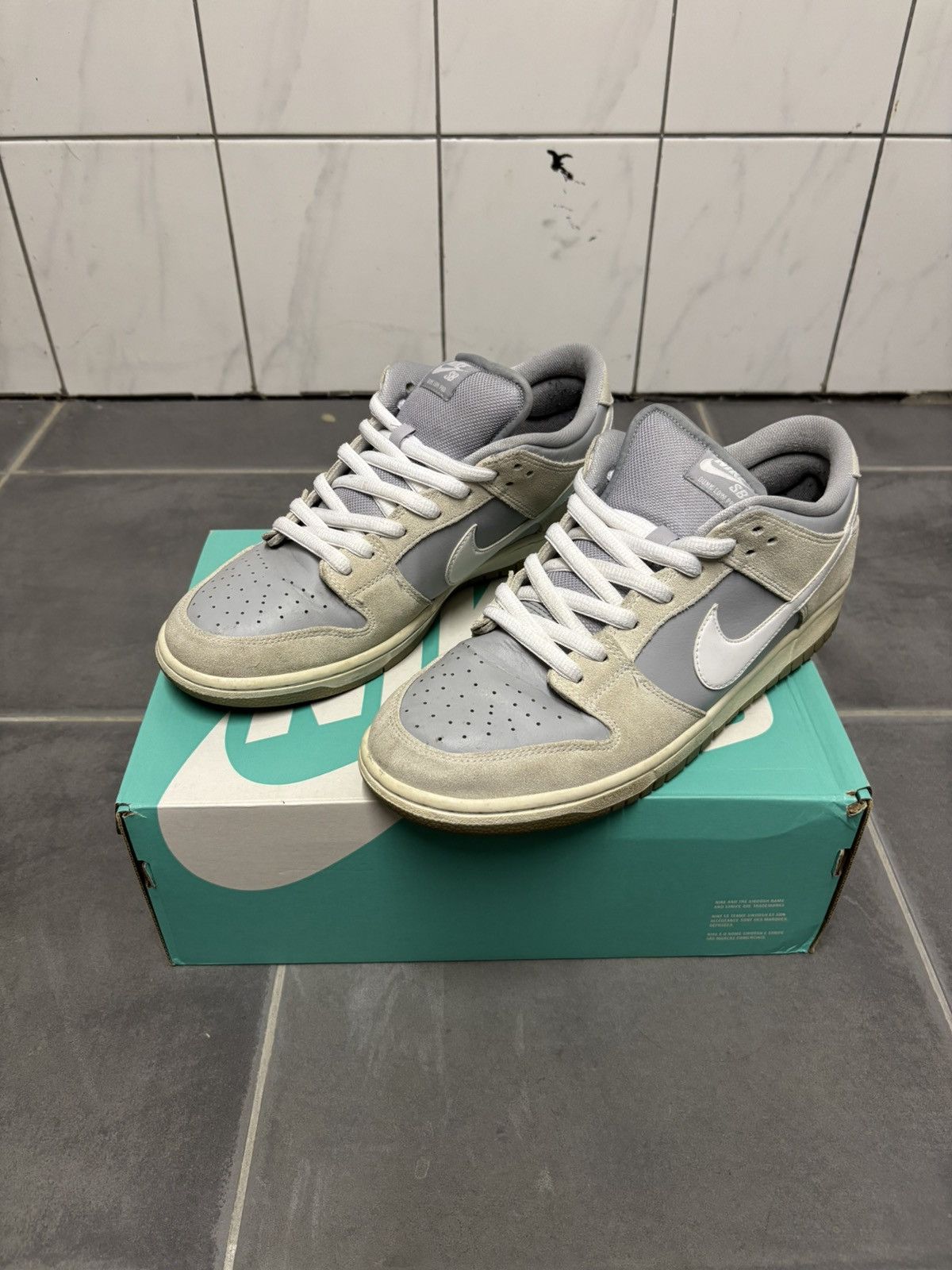Nike Nike SB Dunk Low “Summit White / Wolf Grey” Size US 10.5 / EU 43-44 - 1 Thumbnail