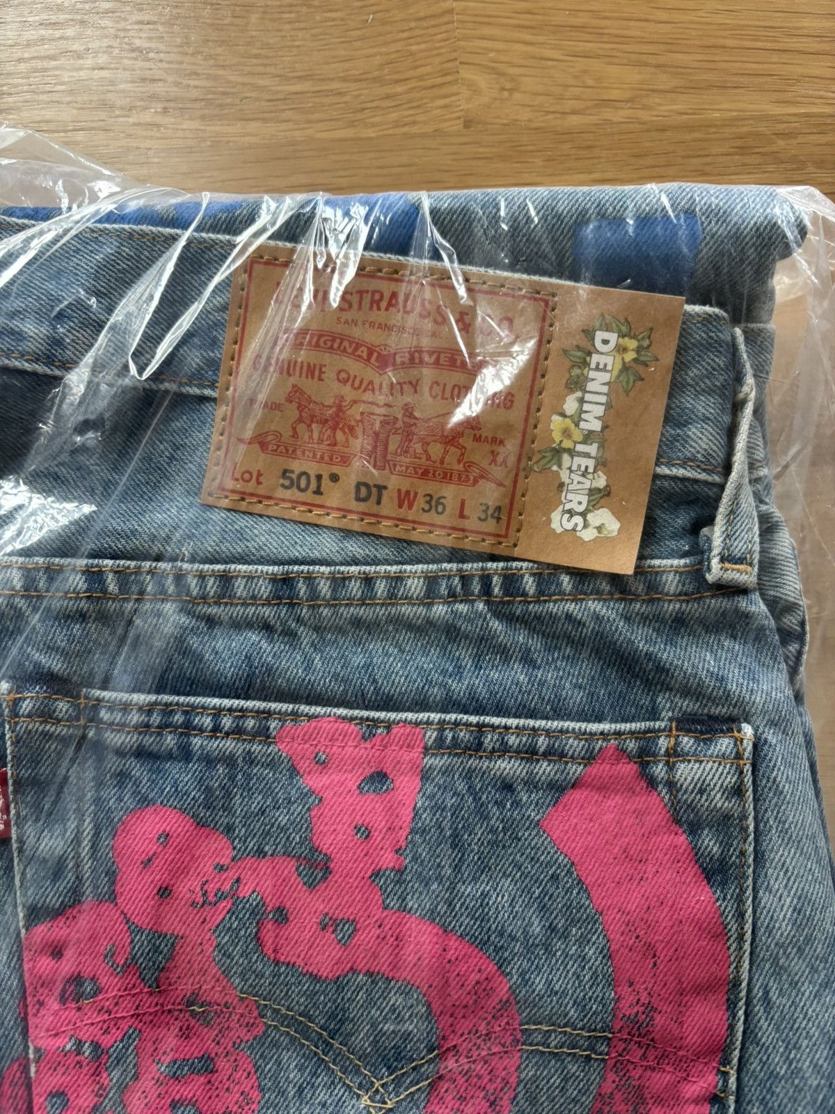 DENIM TEARS Denim Tears Bstroy Tears Lightwash Blue/Pink Jeans 36x34 Size US 36 / EU 52 - 6 Thumbnail