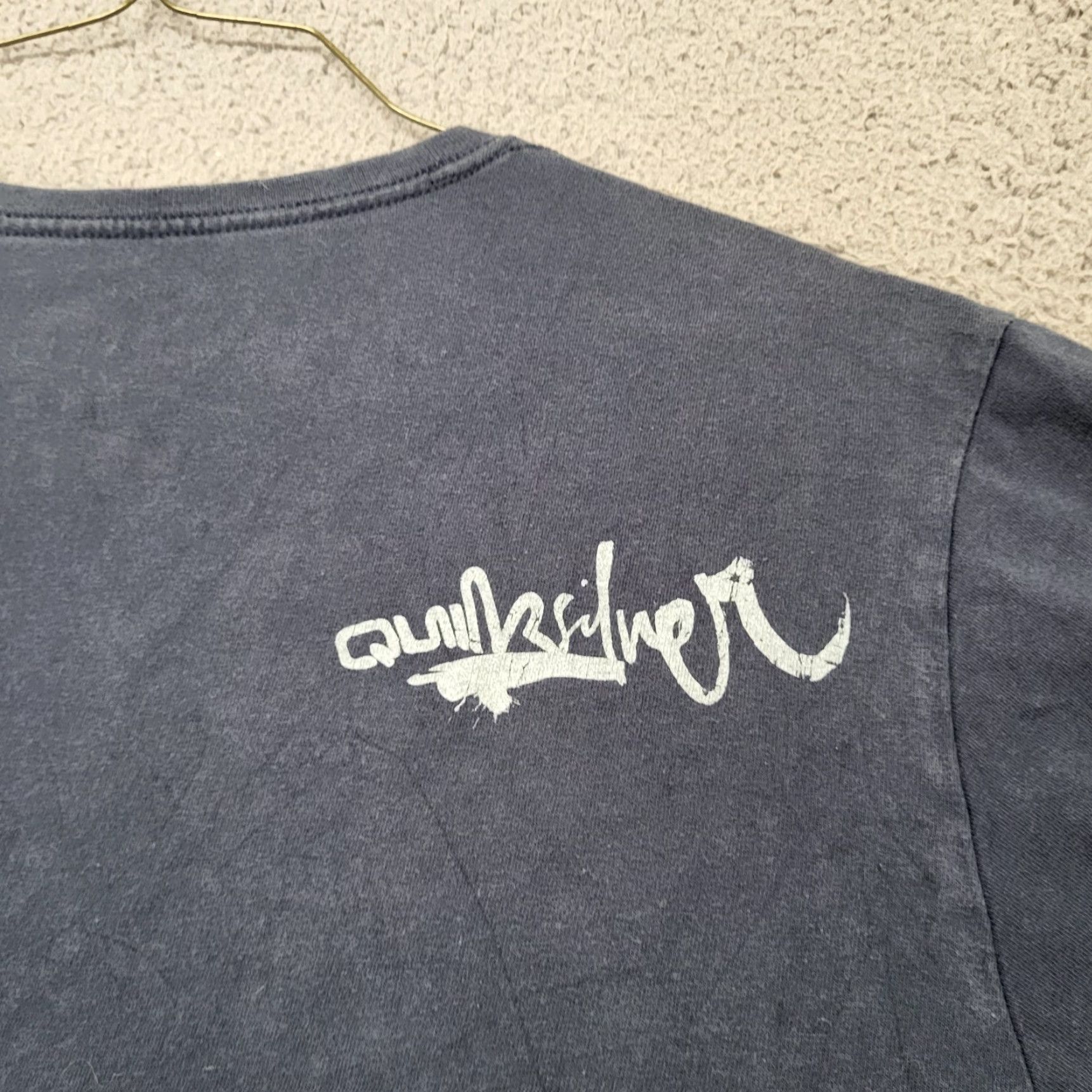 Quiksilver VINTAGE Quiksilver Shirt Men XL Surfing Board Surf Beach Active Logo Graphic Print Blue XL 100% Cotton Mens Size US XL / EU 56 / 4 - 5 Thumbnail