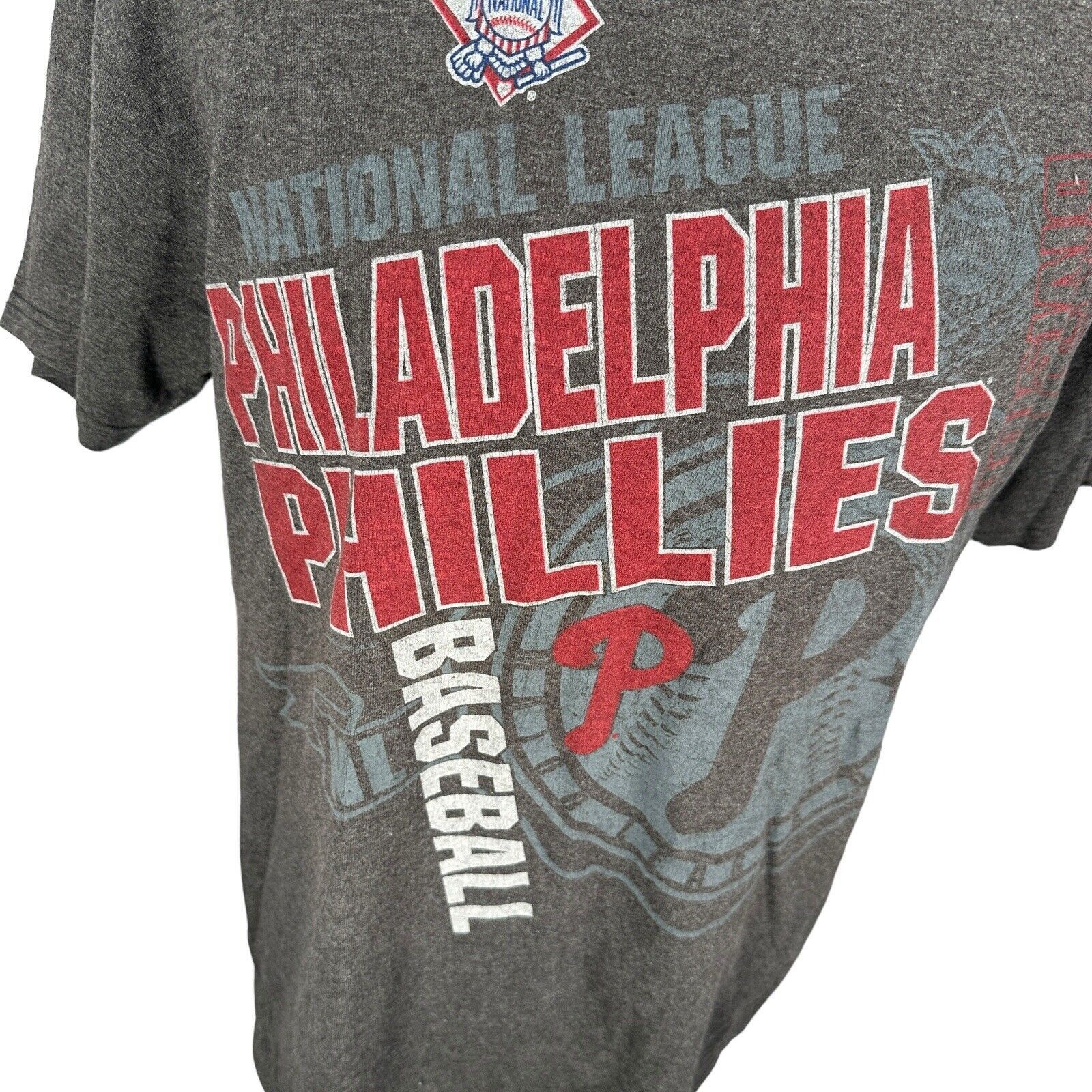 MLB MLB Philadelphia Phillies T-Shirt Mens Large Short Sleeve Size US L / EU 52-54 / 3 - 2 Thumbnail