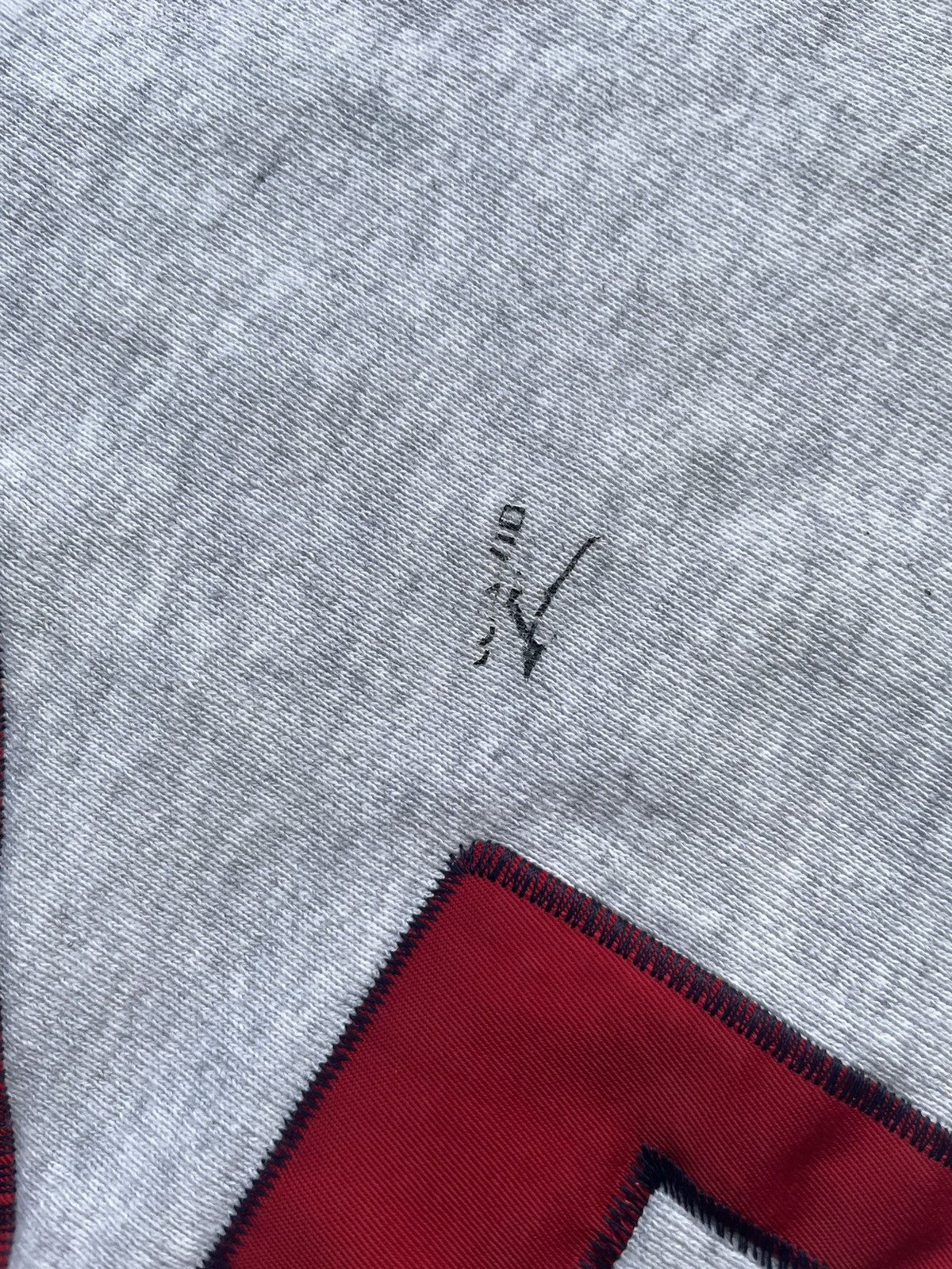 Vintage Vintage Nestle Crewneck Size US XXL / EU 58 / 5 - 9 Thumbnail