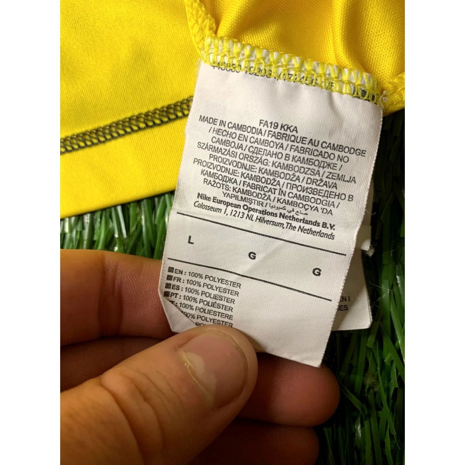 Nike Nike Dri-FIT Soccer Shirt Womens 2019 T-Shirt Yellow and Gray L Short Sleeve Casual Sports Shirt Men/Womens Size L / US 10 / IT 46 - 5 Thumbnail
