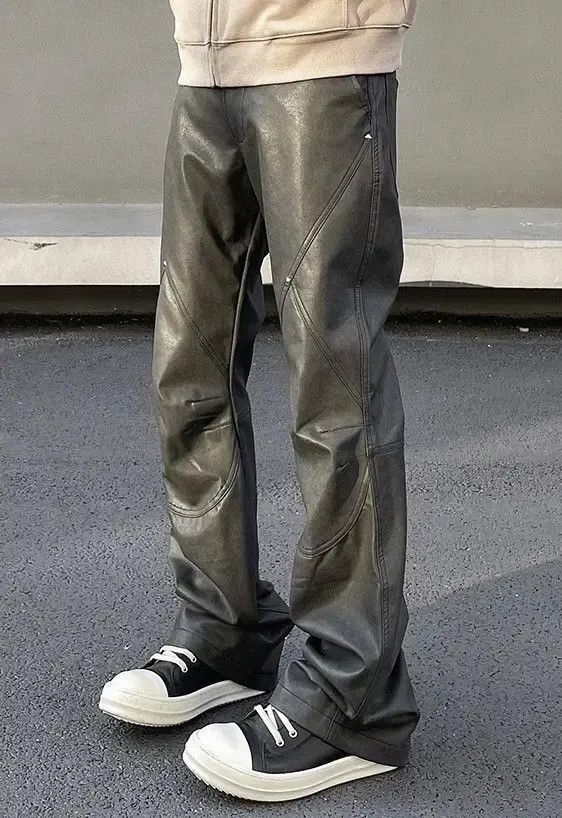 Japanese Brand Yukari x Asaka Avant garde studded pu leather flare pants Size US 34 / EU 50 - 3 Thumbnail
