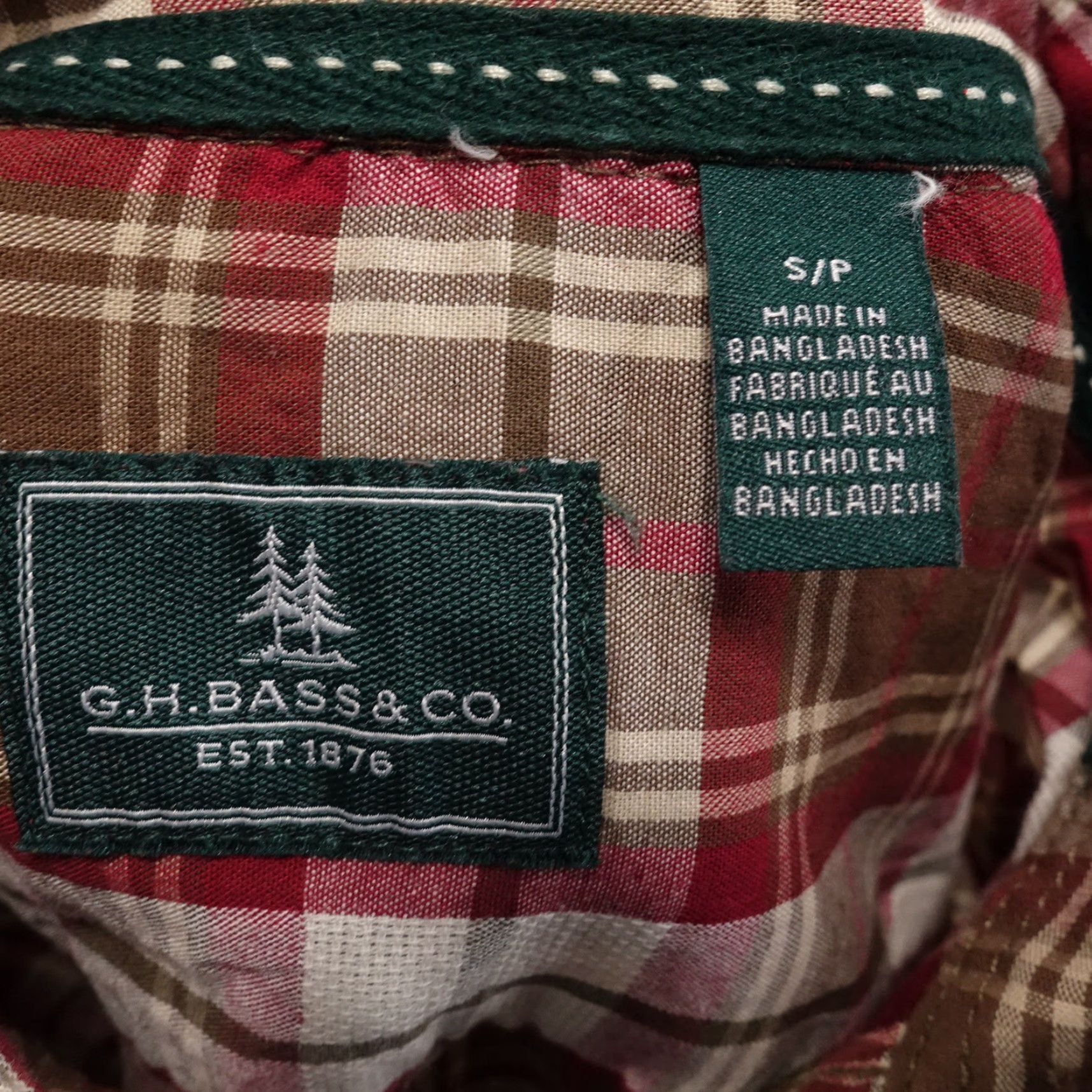 Vintage Vintage G.H. BASS Men's Long Sleeve Plaid Button-Down Shirt Size S Red Casual Winter Size US S / EU 44-46 / 1 - 6 Thumbnail