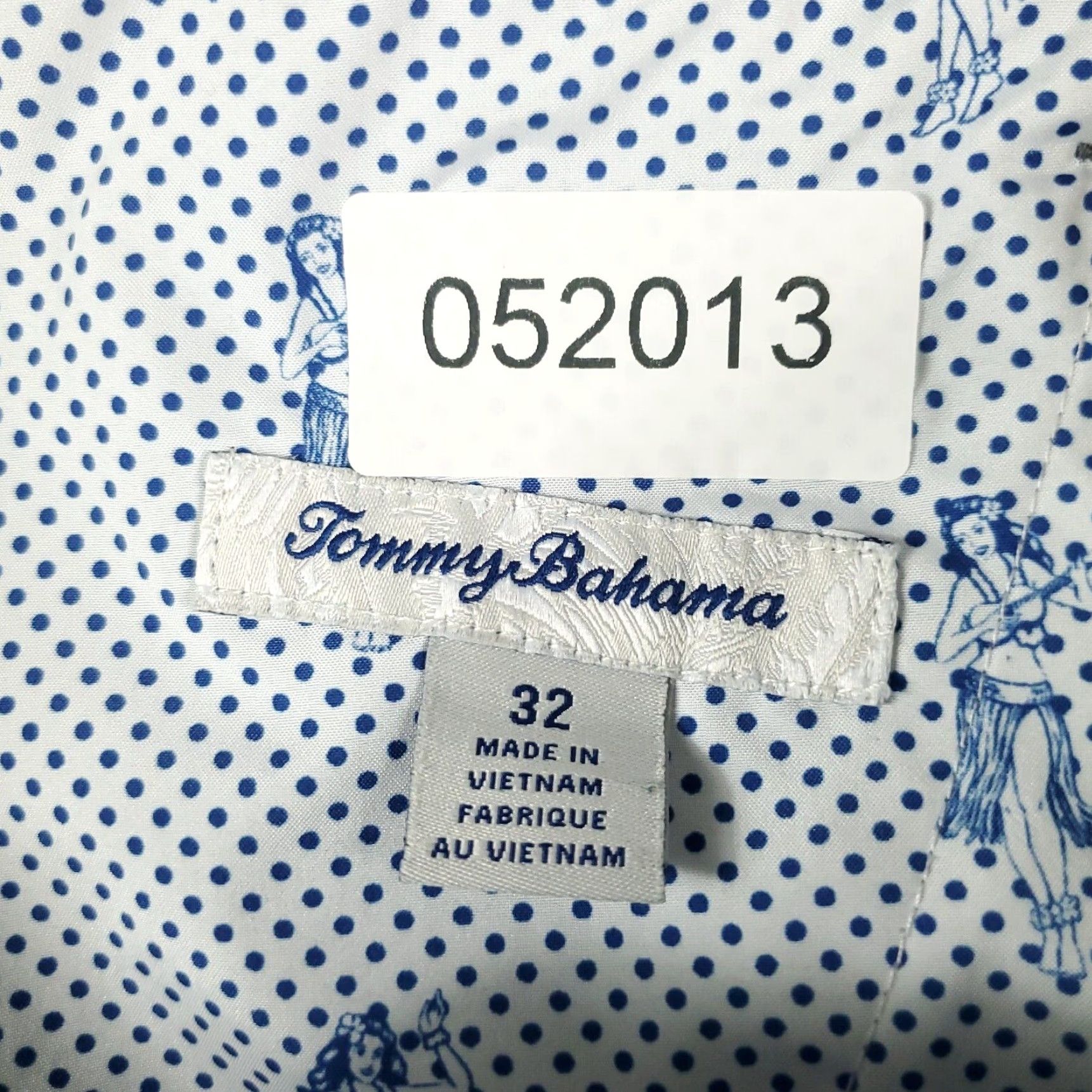 Tommy Bahama VINTAGE Tommy Bahama Mens Chino Shorts Size 32 Gray Nylon Casual Flat Front Summer Fall Spring Winter Men's Size US 32 / EU 48 - 8 Thumbnail