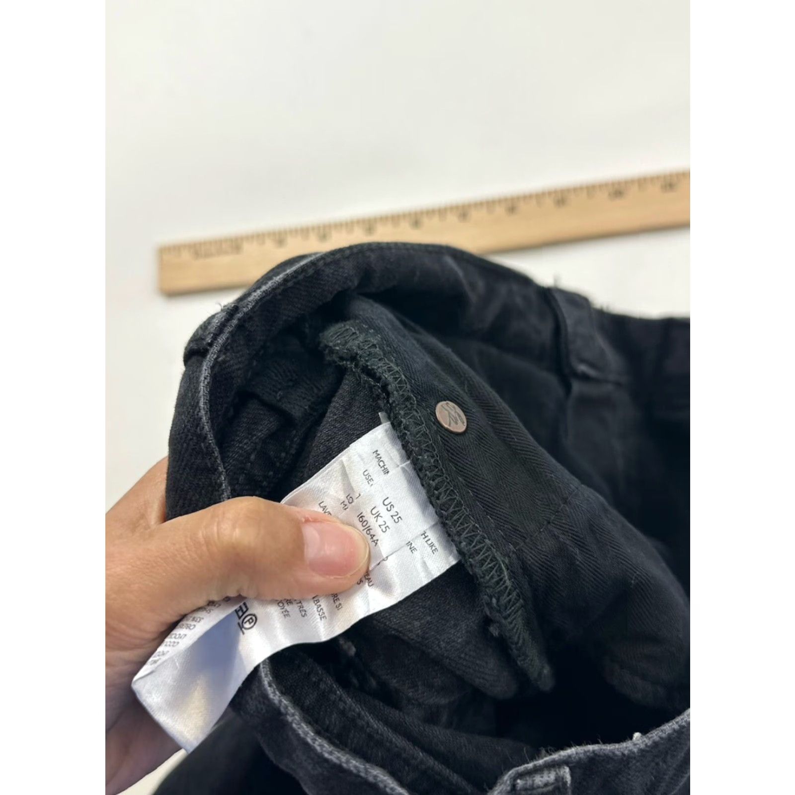 Vintage We The Free Free People Jeans Women’s 25 Black High Rise Distressed Bohemian Straight Mens? Size 42" / US 20 - 7 Thumbnail