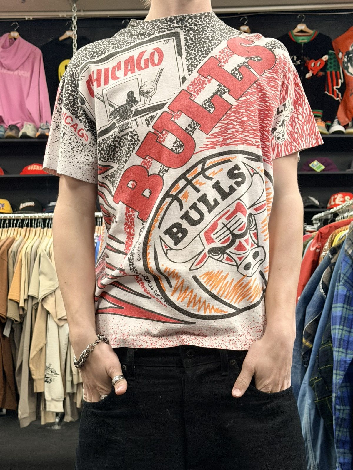 Vintage 90’s Bulls All Over Print Size US L / EU 52-54 / 3 - 1 Thumbnail