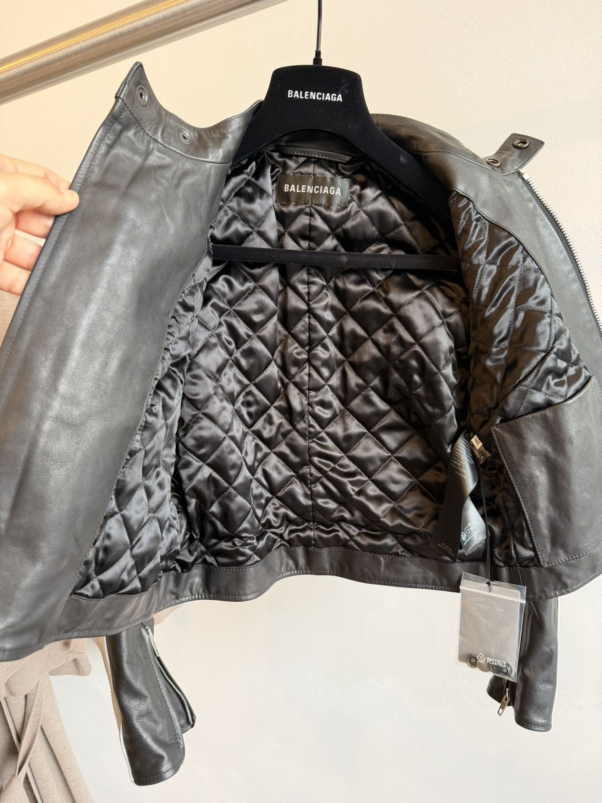 Balenciaga Balenciaga Moto Racer Jacket Black Leather w Stripes Sz 40 Size M / US 6-8 / IT 42-44 - 13 Thumbnail