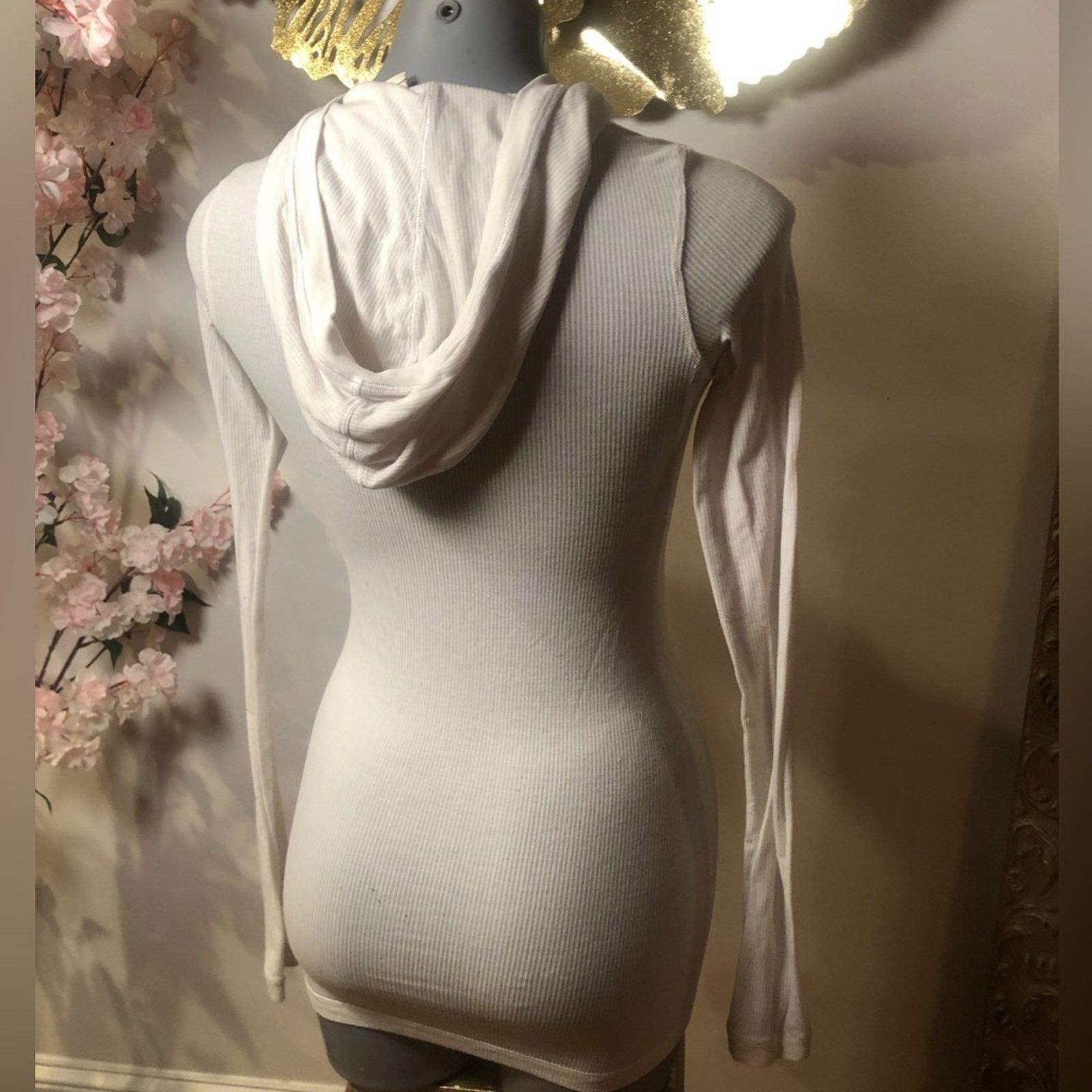 Lululemon Lululemon hooded long-sleeve shirt top. Size S / US 4 / IT 40 - 3 Thumbnail