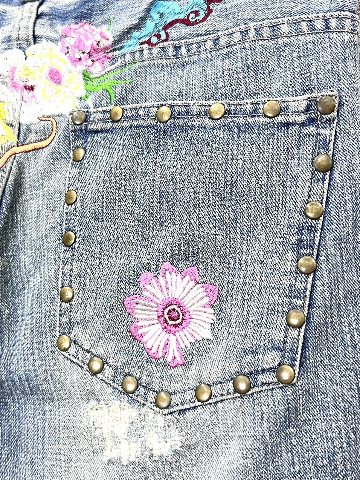 semanticdesign SEMANTIC SENSATION Karakuri Embroidery Studded Flare Size US 31 - 17 Thumbnail