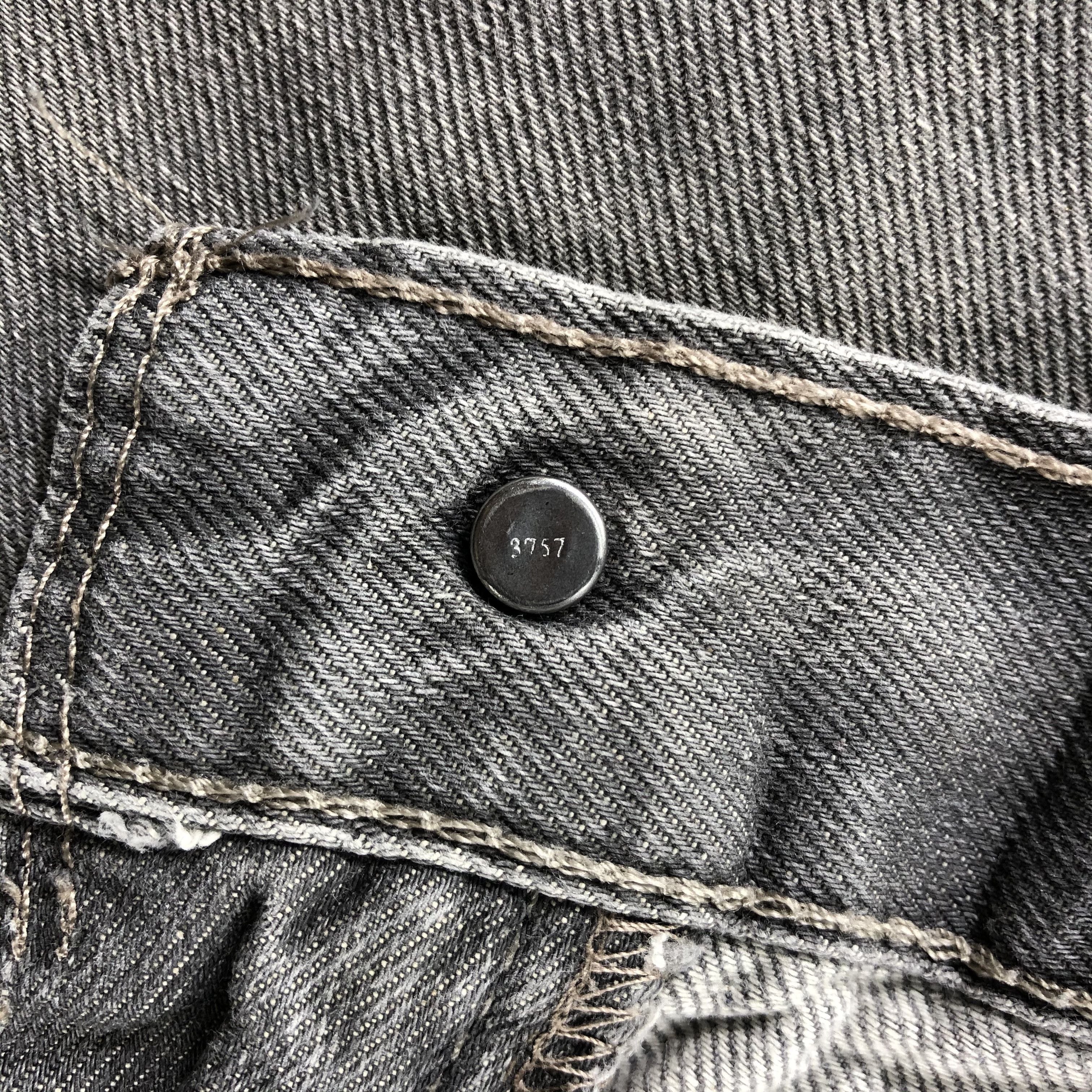 Levi's Vintage Levis 569 Jeans-J2488 Size US 37 - 8 Thumbnail