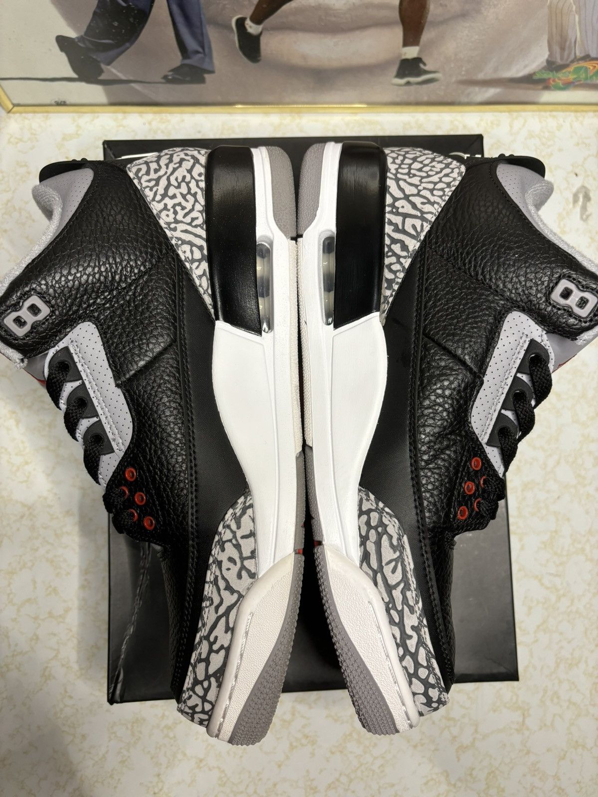 Jordan Brand Jordan 3 Retro Black Cement 2018 Size US 10 / EU 43 - 3 Thumbnail