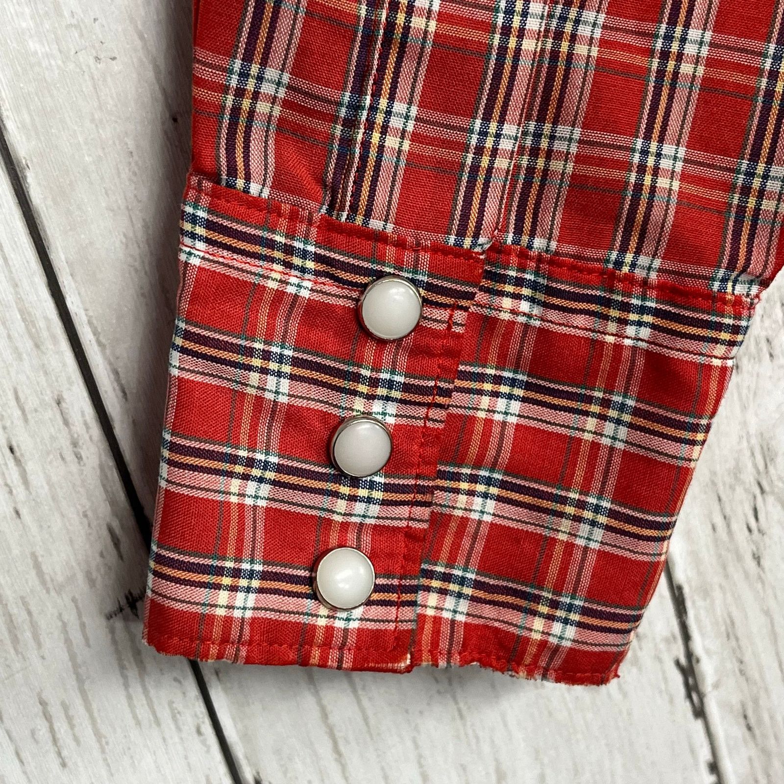 Vintage Vintage Resilio Sportswear Plaid Button Down Shirt Size US M / EU 48-50 / 2 - 7 Thumbnail
