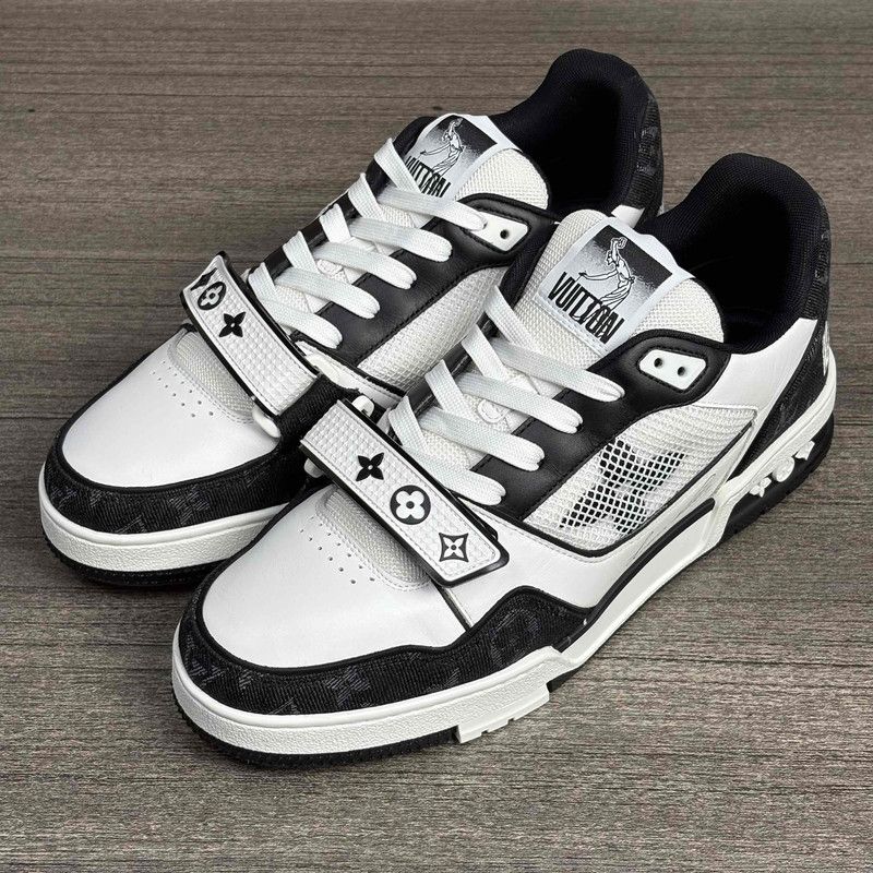 Louis Vuitton Louis Vuitton Trainer Leather Low-Top Sneakers 0079 Size US 8 / EU 41 - 1 Thumbnail