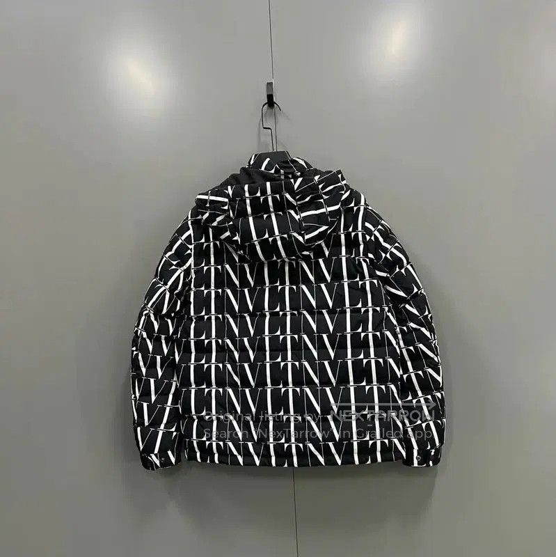 Valentino Valentino Black Short Sleeve Puffer Jacket . Size US M / EU 48-50 / 2 - 2 Thumbnail