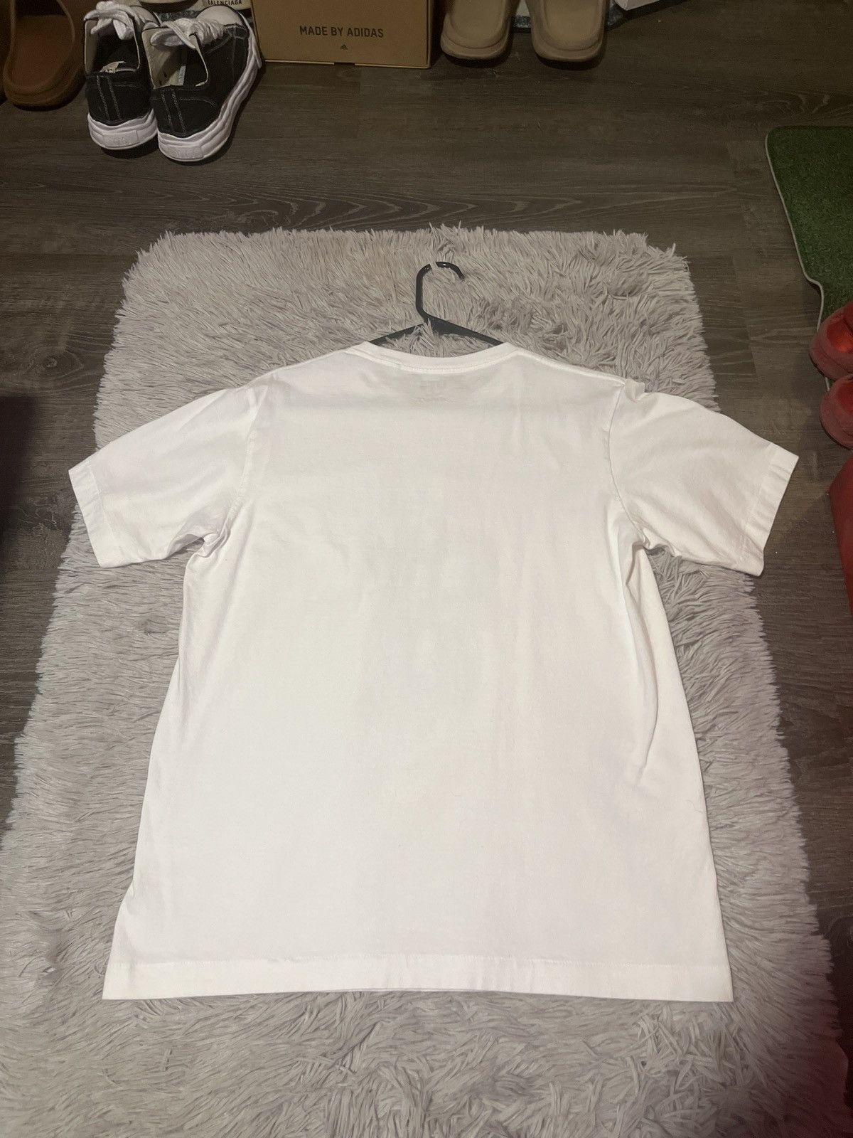 Kaws × Uniqlo Kaws x Uniqlo clean slate Tee Size US S / EU 44-46 / 1 - 5 Thumbnail