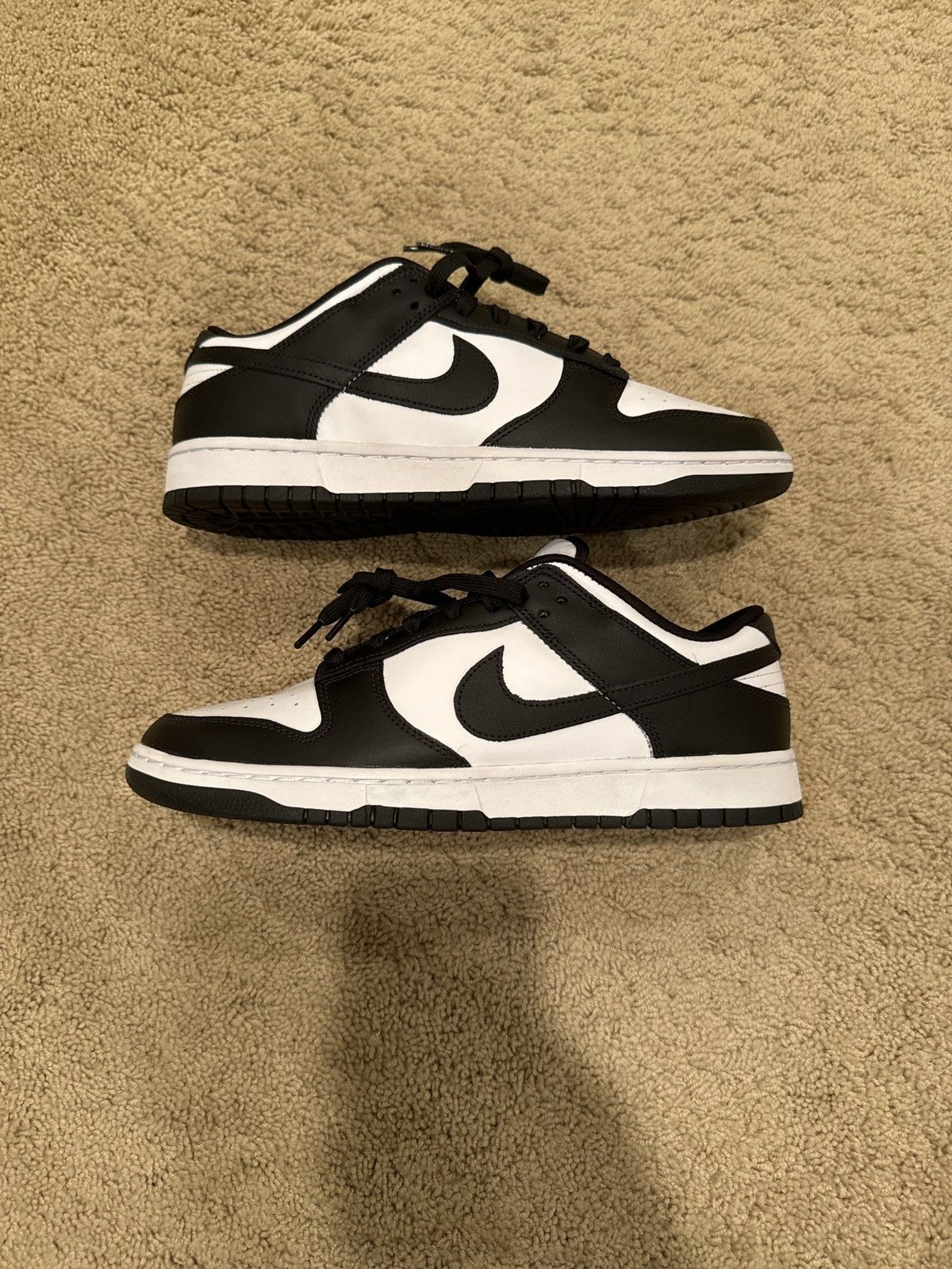 Nike Panda Dunk Low Retro Size US 12 / EU 45 - 1 Thumbnail