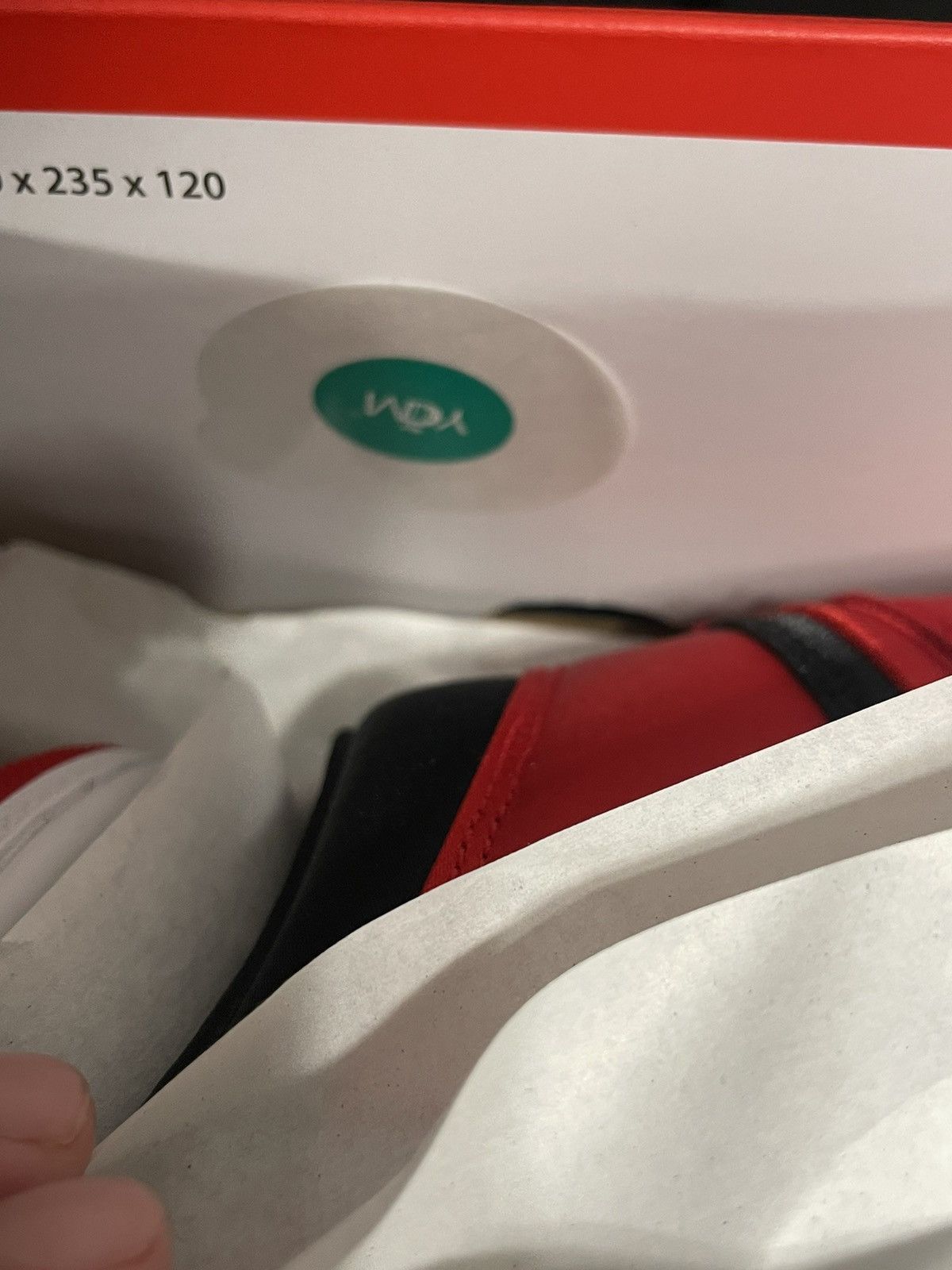 Jordan Brand × Nike Jordan 1 Satin Bred Size US 9 / EU 42 - 13 Thumbnail