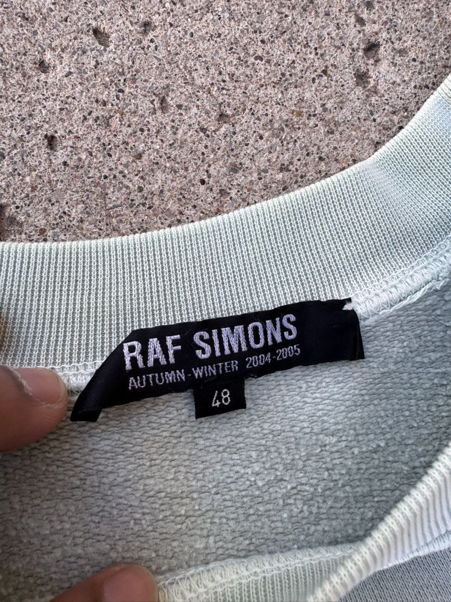 Raf Simons Raf Simons AW04 Waves “Exiles” Crewneck Size US XL / EU 56 / 4 - 3 Thumbnail