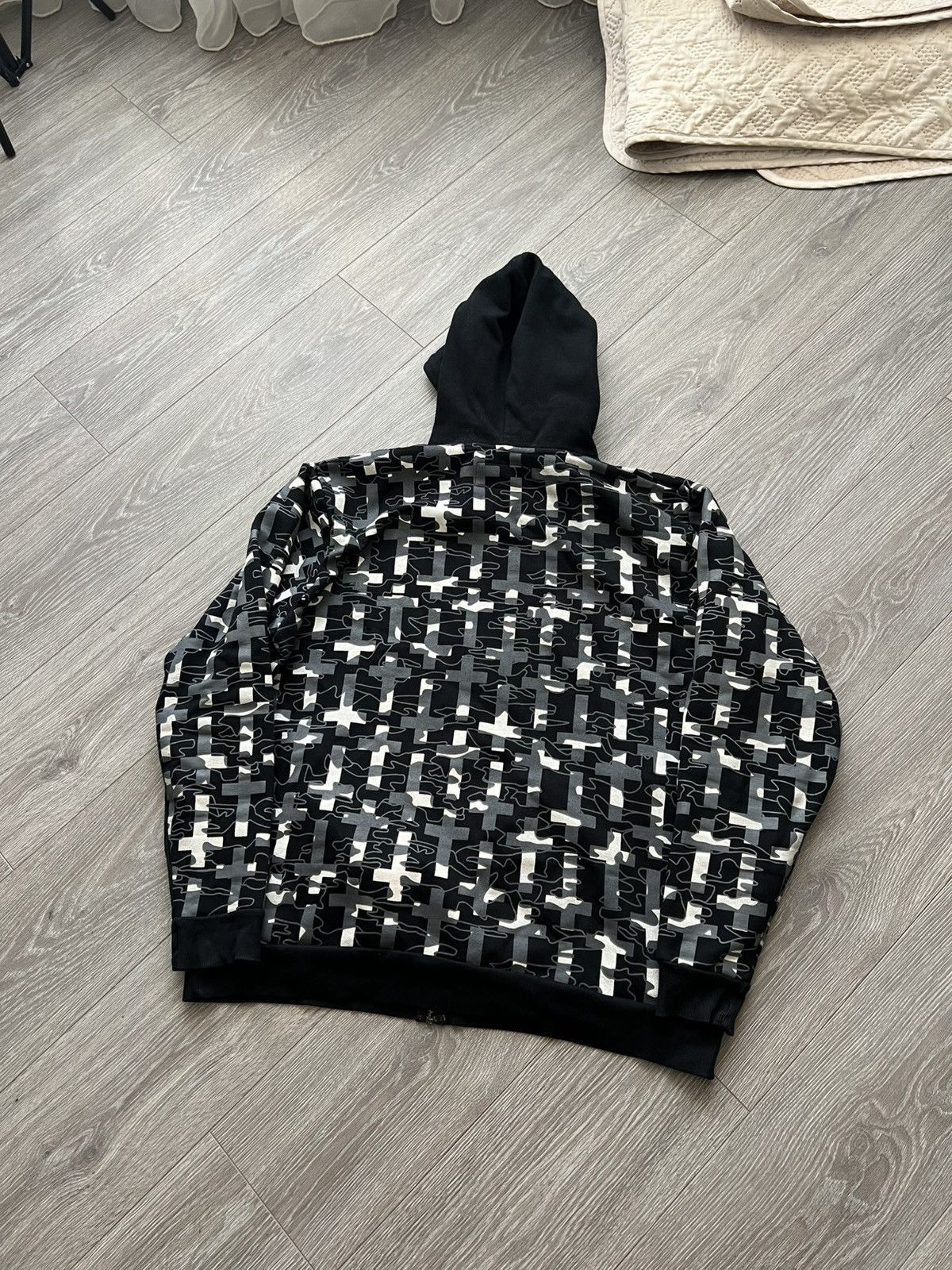 Japanese Brand Vintage Gothicana Hoodie avant garde cross Size US XXL / EU 58 / 5 - 9 Thumbnail