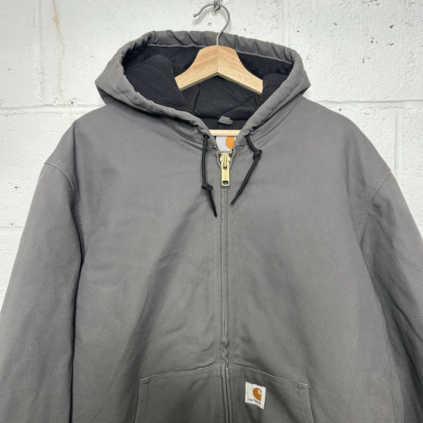 Carhartt Carhartt Quilted Hooded Active Jacket “Gravel/Grey” J140-GVL Size US L / EU 52-54 / 3 - 3 Thumbnail