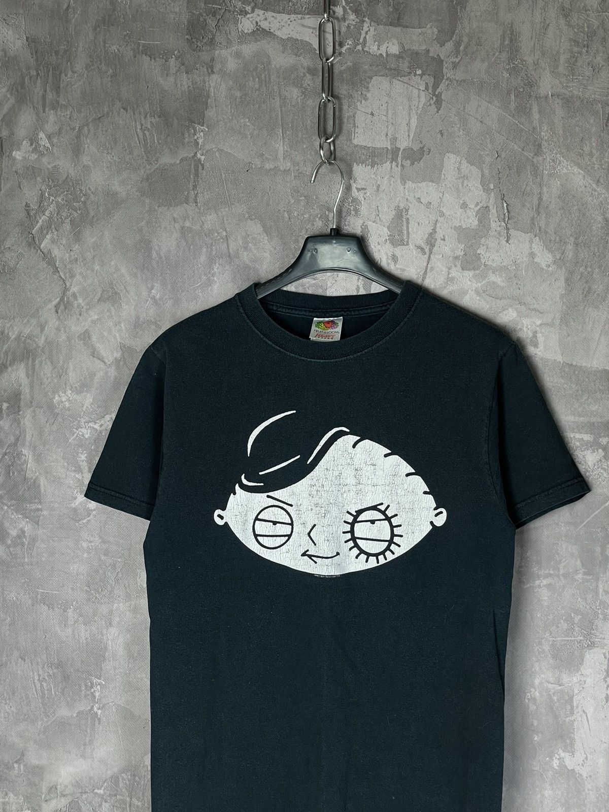 Griffin × Vintage Vintage Y2K Stewie Griffin Faded Fruit of The Loom T shirt Size US S / EU 44-46 / 1 - 2 Thumbnail