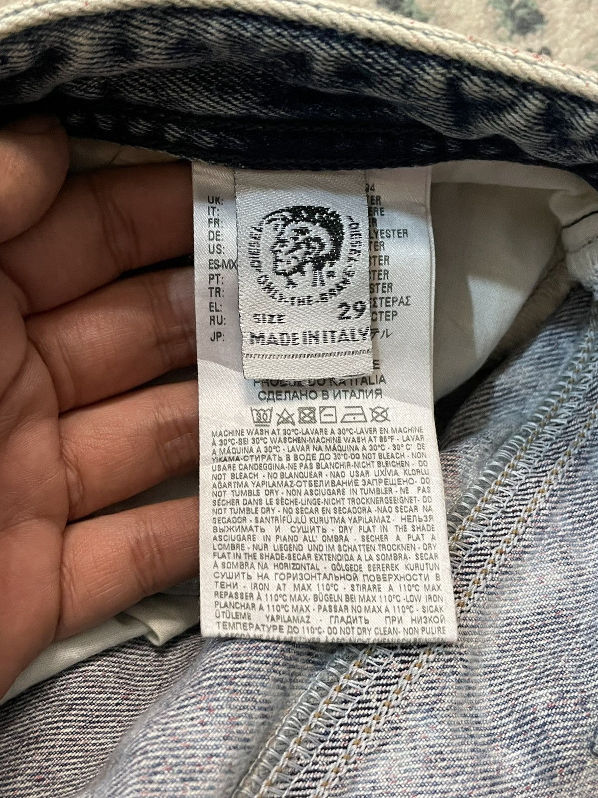 Diesel Diesel Made in Italy Faded Blue Wash Regular Slim Jeans Size US 29 - 16 Thumbnail