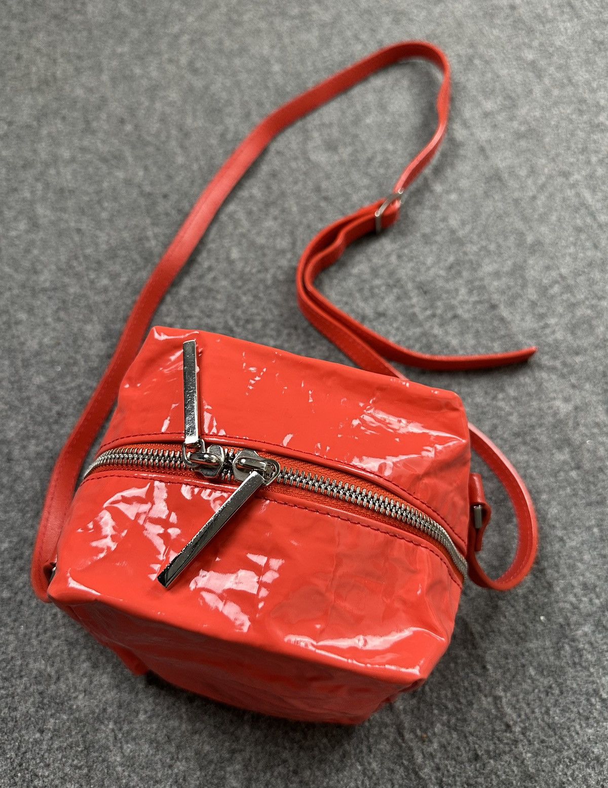 Pleats Please Issey Miyake Issey Miyake - Pleats Please Clay Like-pot Square Crossbody Size ONE SIZE - 2 Thumbnail