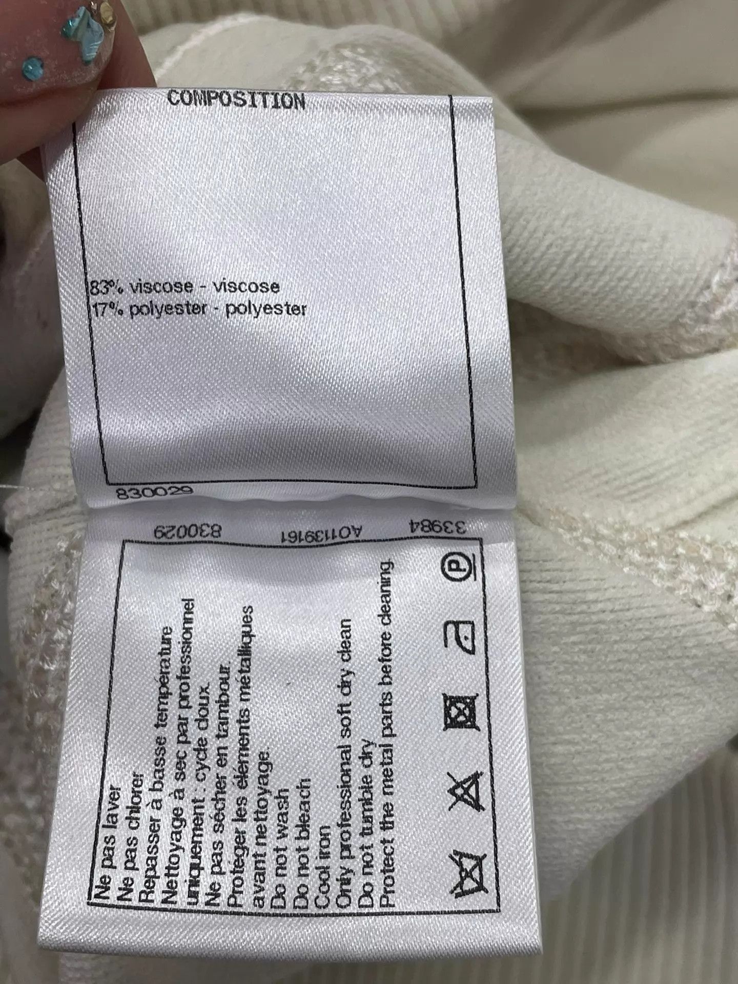 Chanel Chanel White & Black Big Logo Oversized Hoodie Size XS / US 0-2 / IT 36-38 - 6 Thumbnail