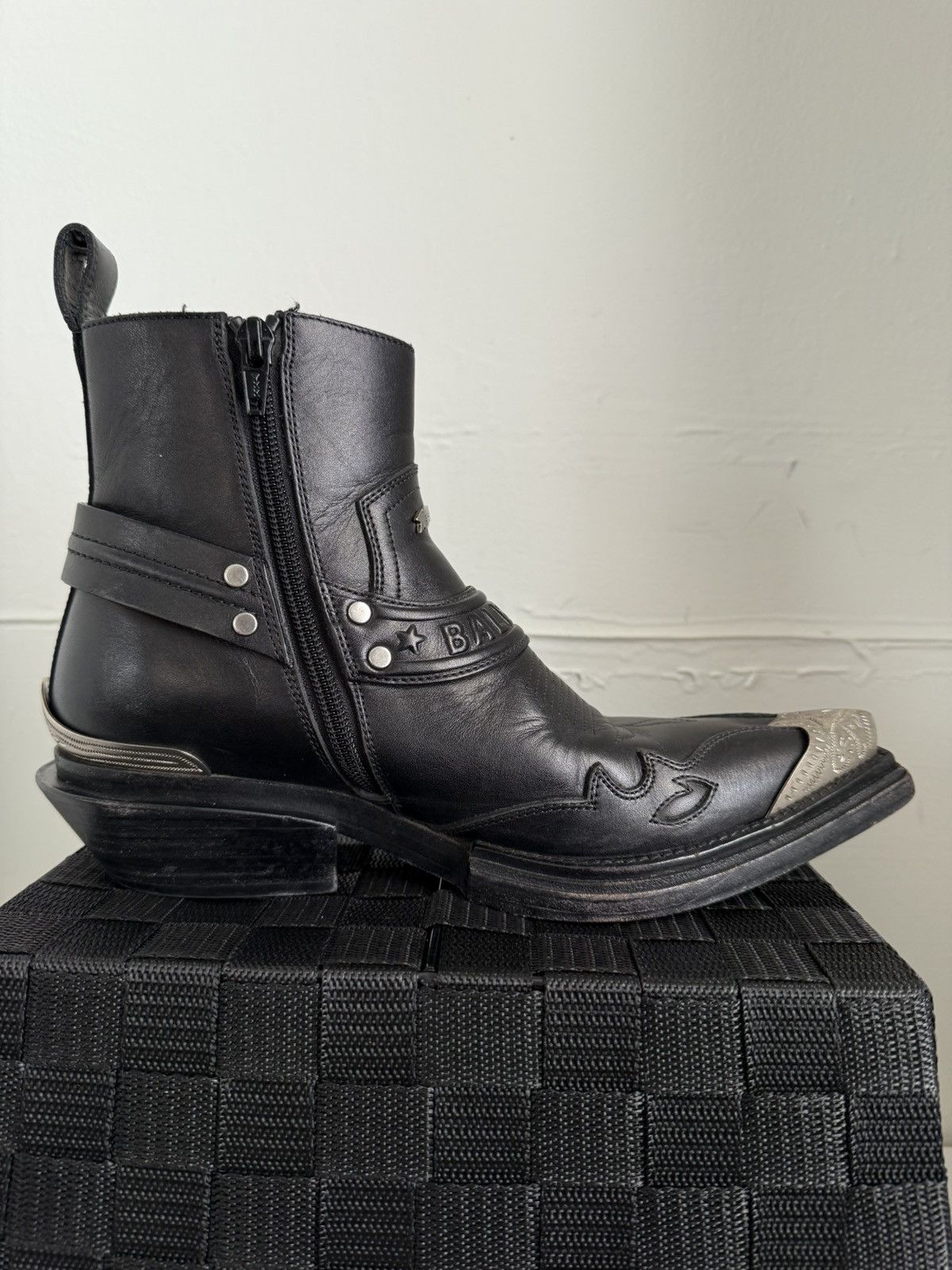 Balenciaga Balenciaga Santiag Boots Size US 6 / IT 36 - 7 Thumbnail